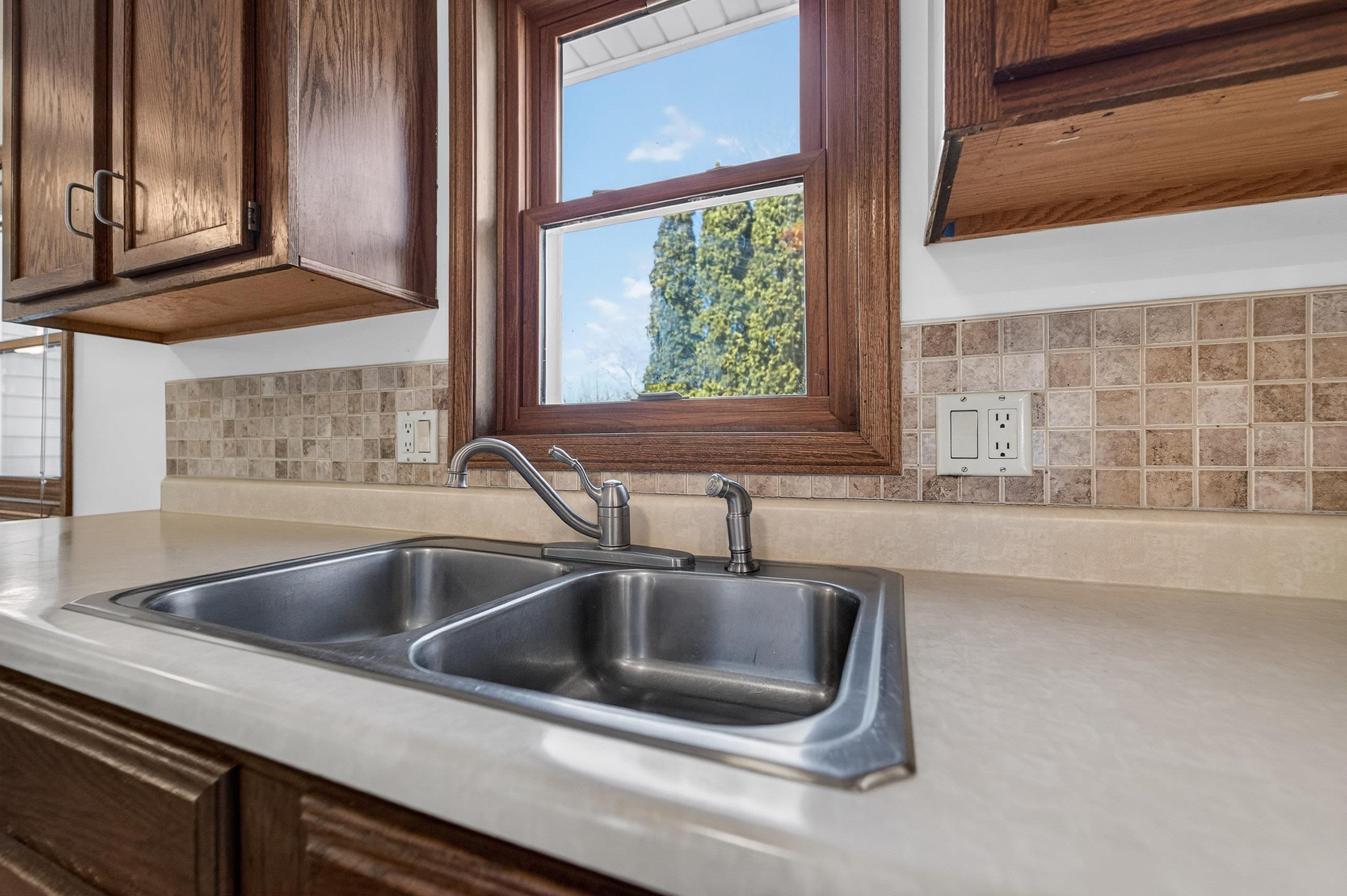 2567 Petersburg Circle