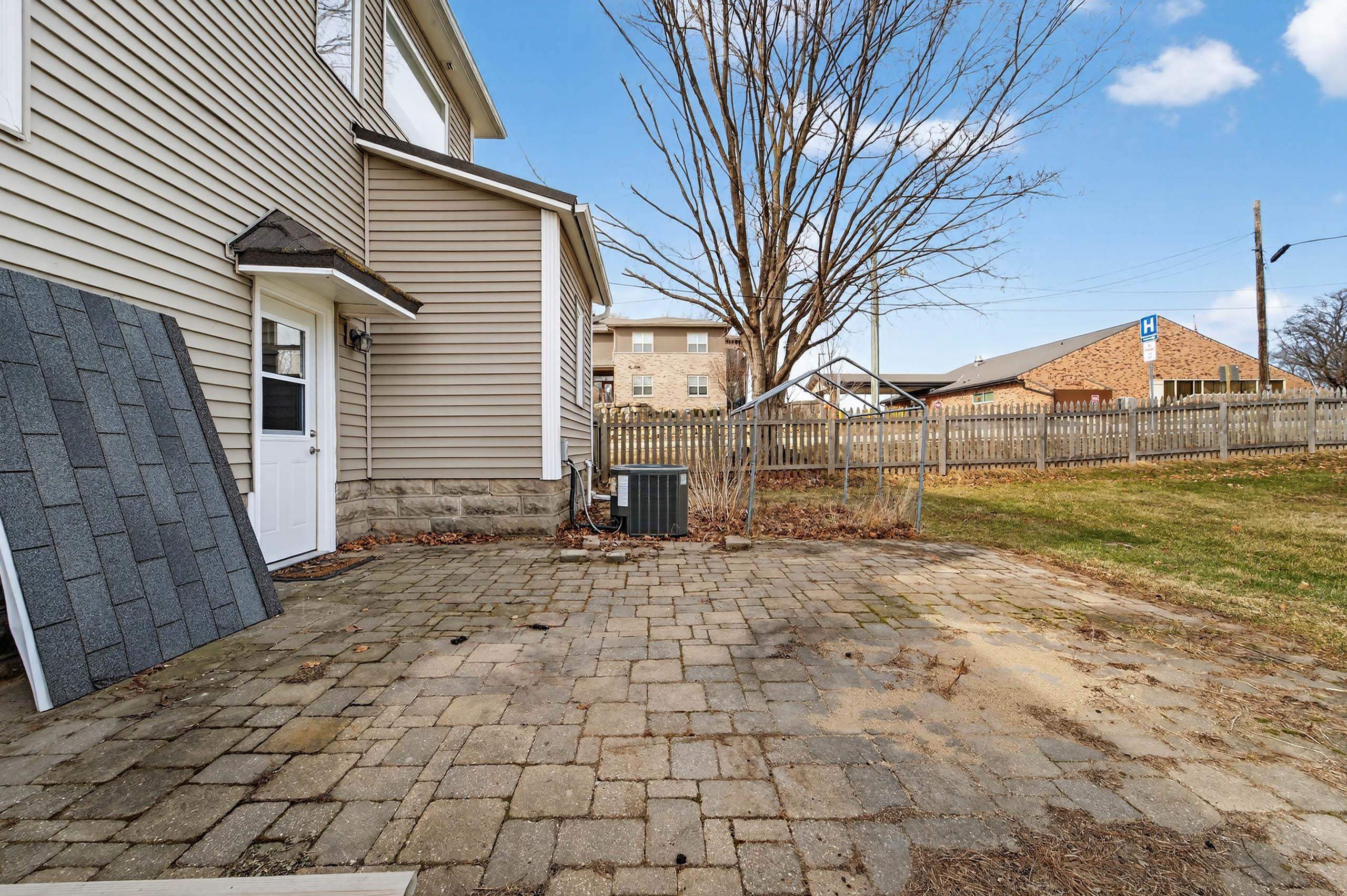 840 W Jefferson Street