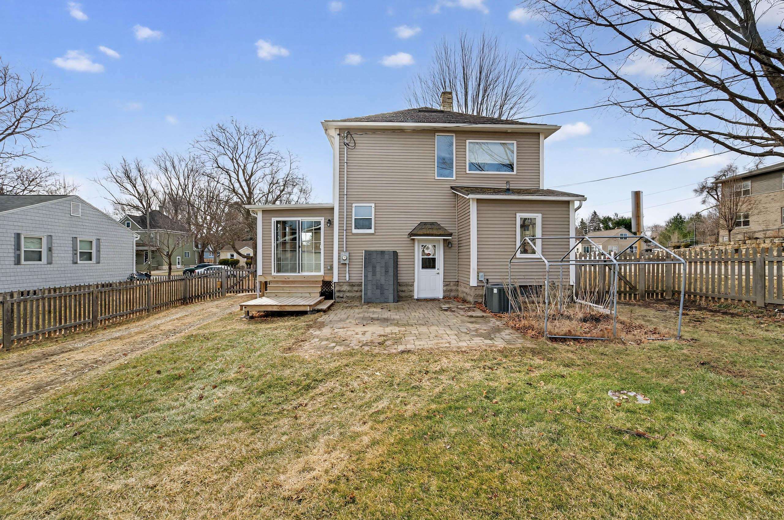 840 W Jefferson Street