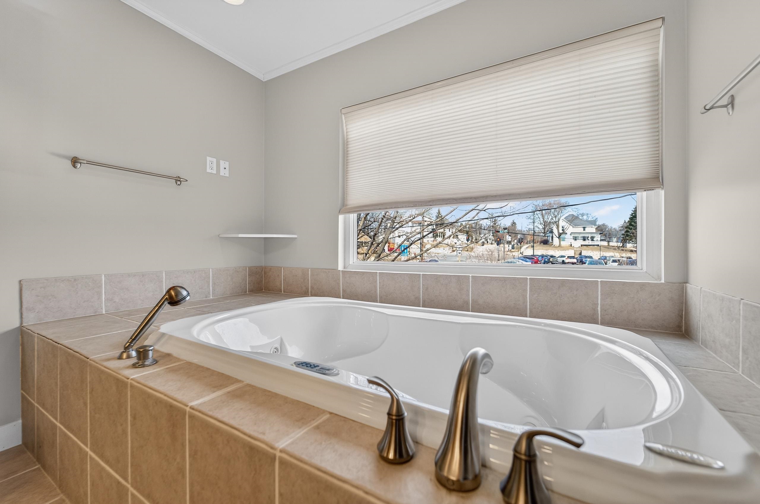 840 W Jefferson Street