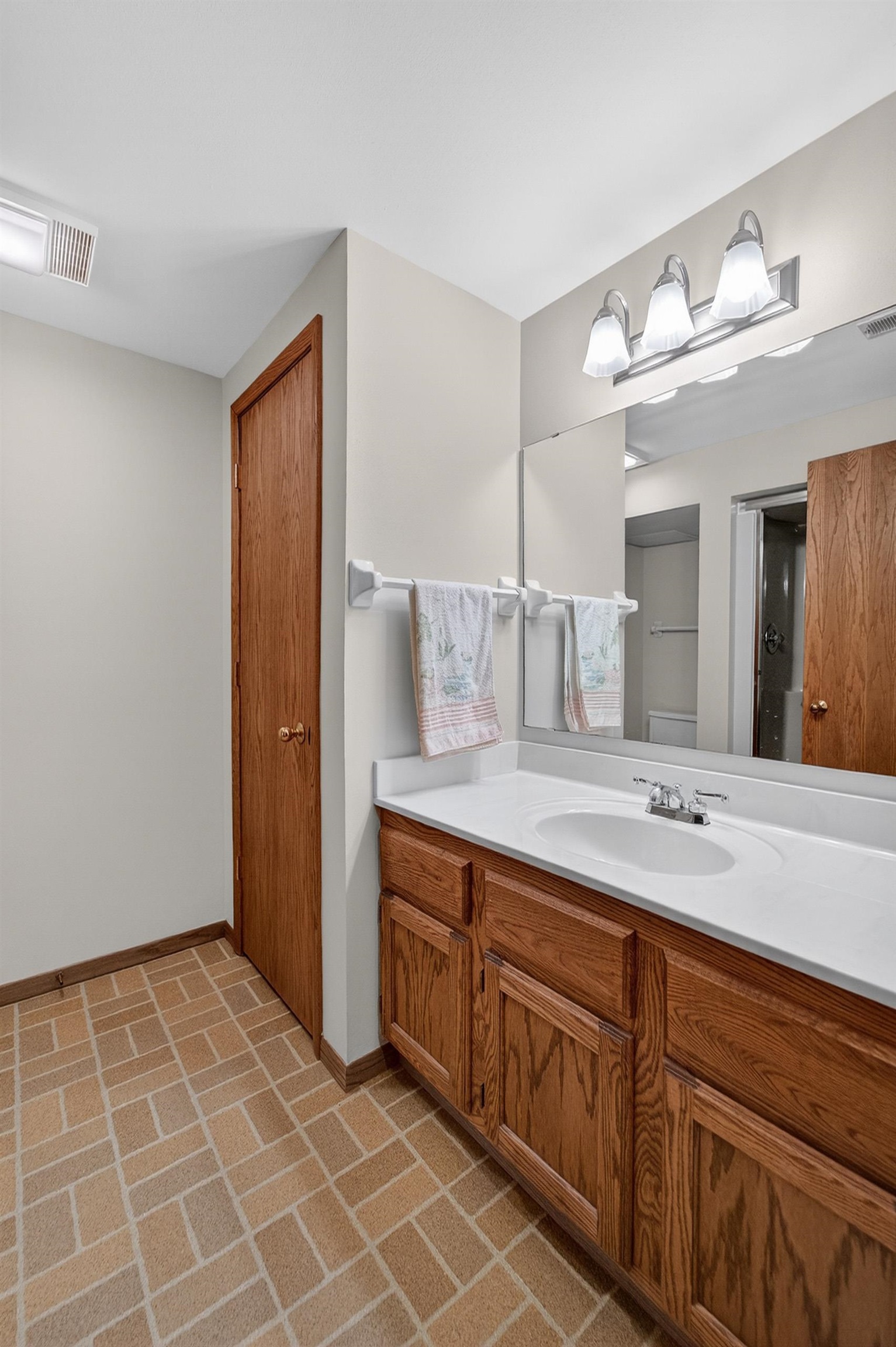12 Oak Creek Trail