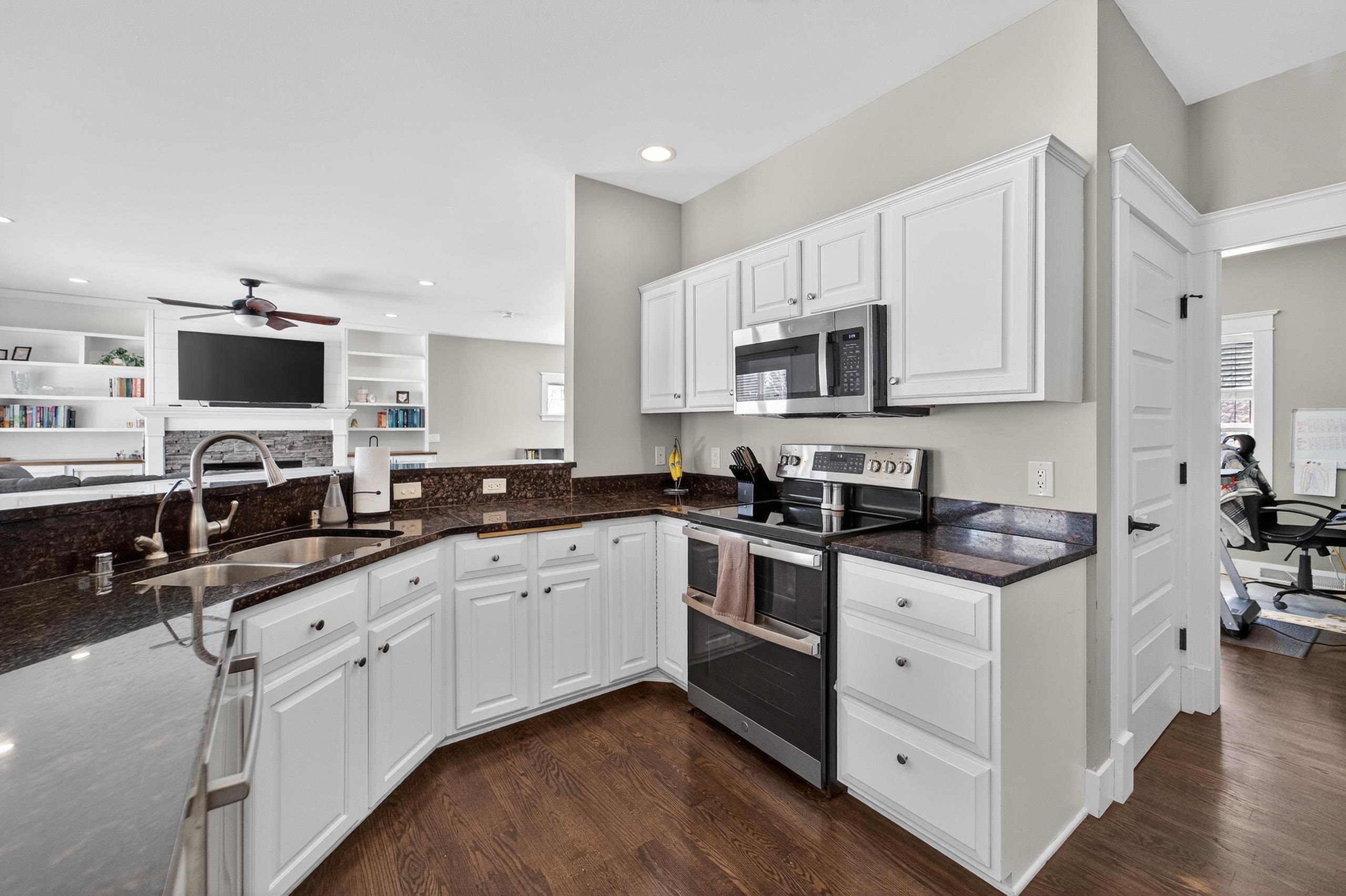 7571 Heather Knoll Lane