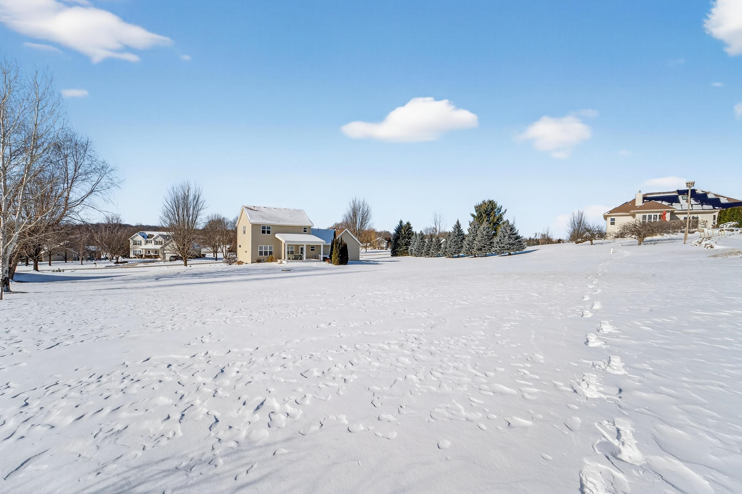 7571 Heather Knoll Lane