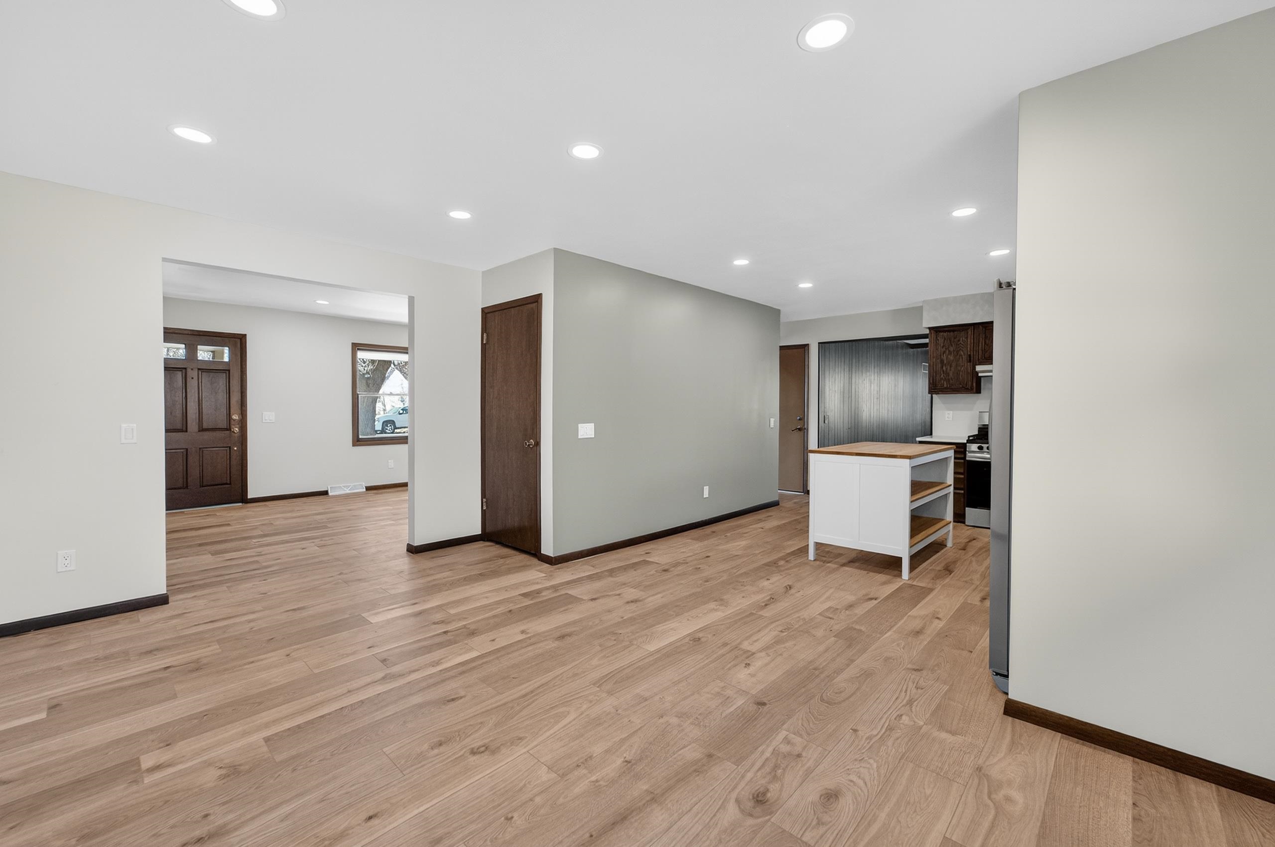 5736 Pembroke Drive