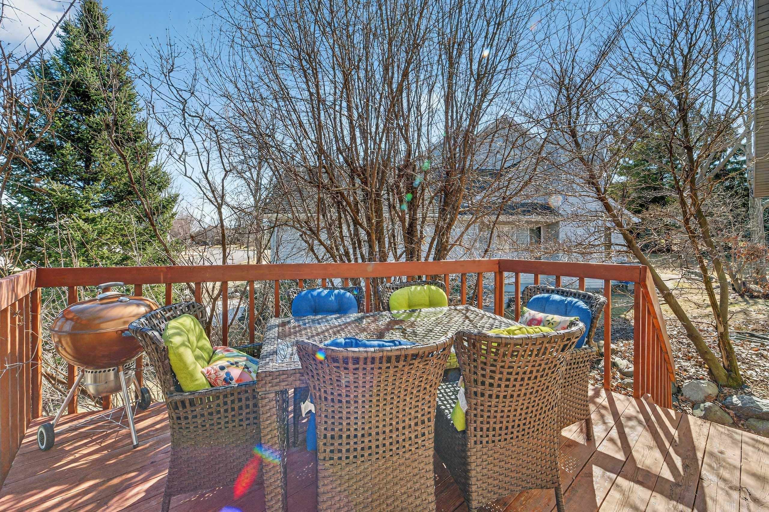 7115 Spring Hill Drive