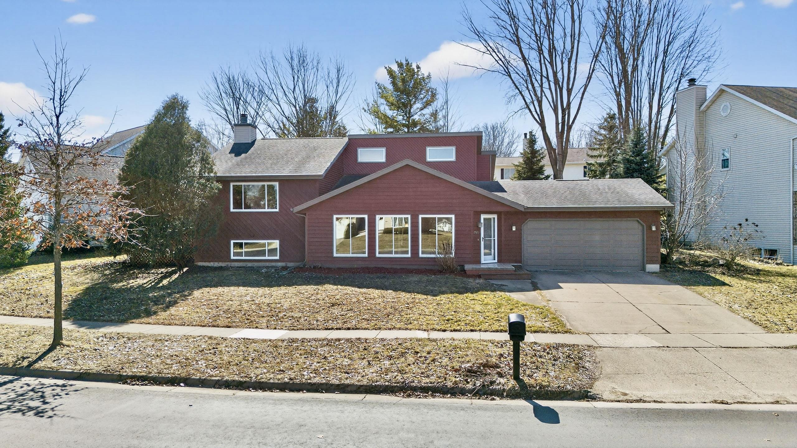 7115 Spring Hill Drive