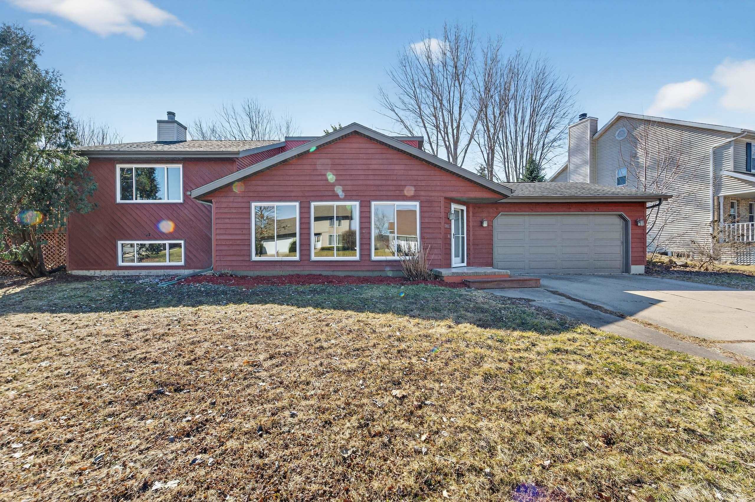 7115 Spring Hill Drive