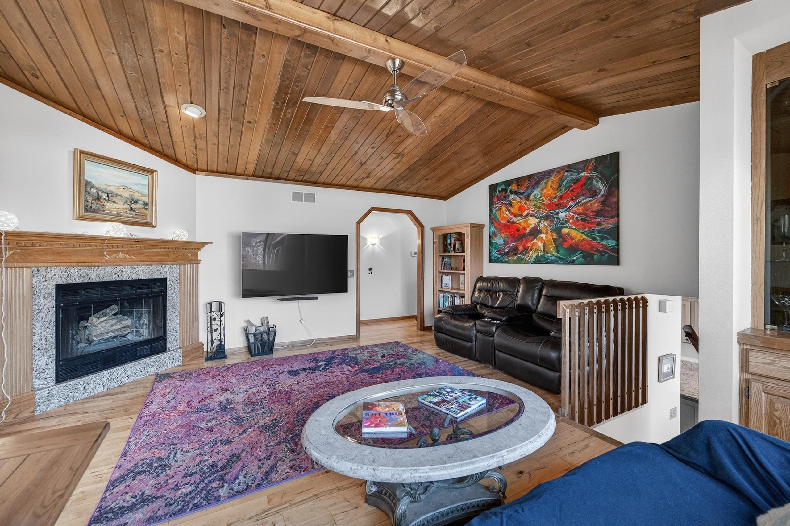 7115 Spring Hill Drive