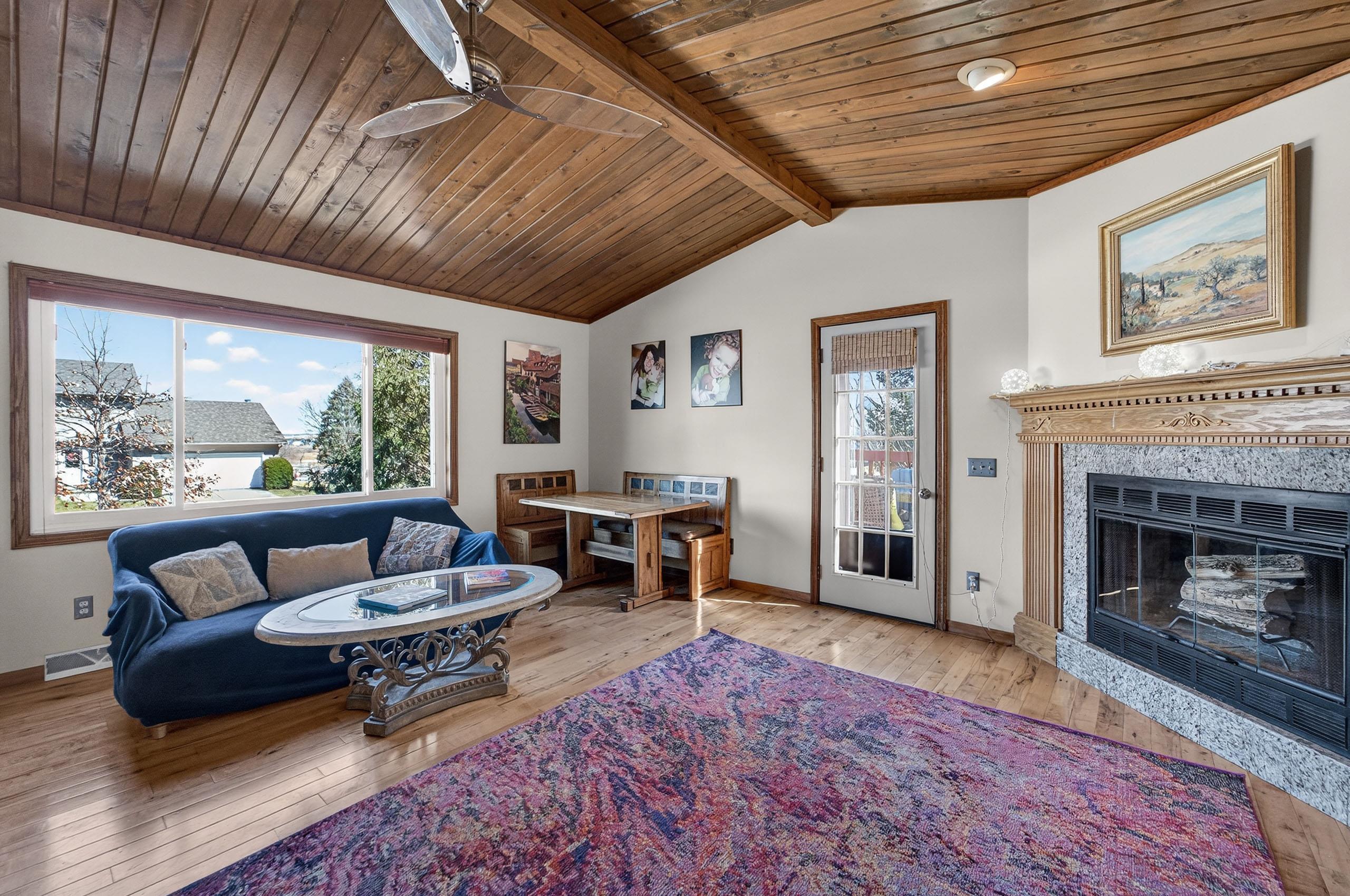 7115 Spring Hill Drive