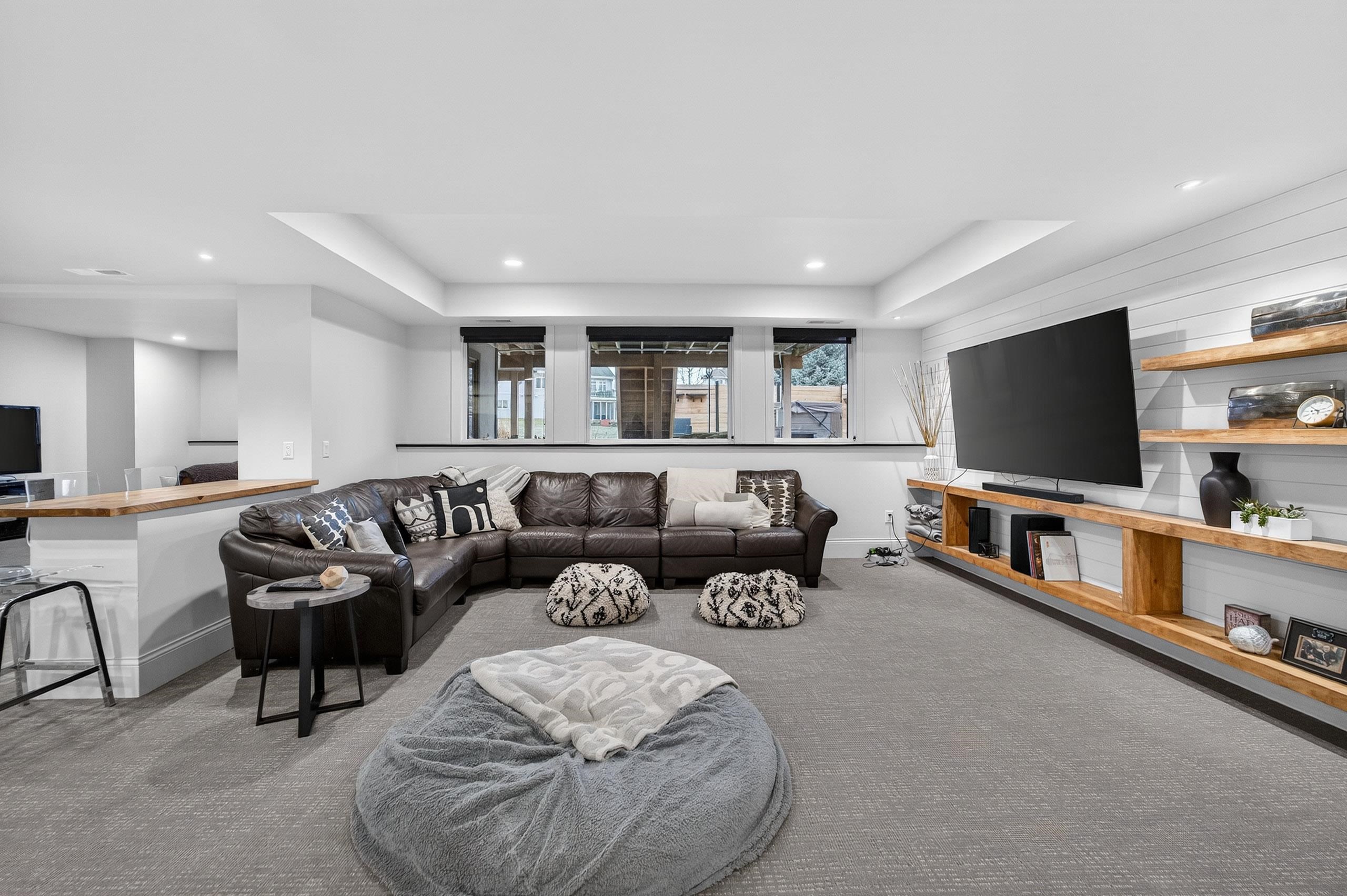 679 Inverness Street