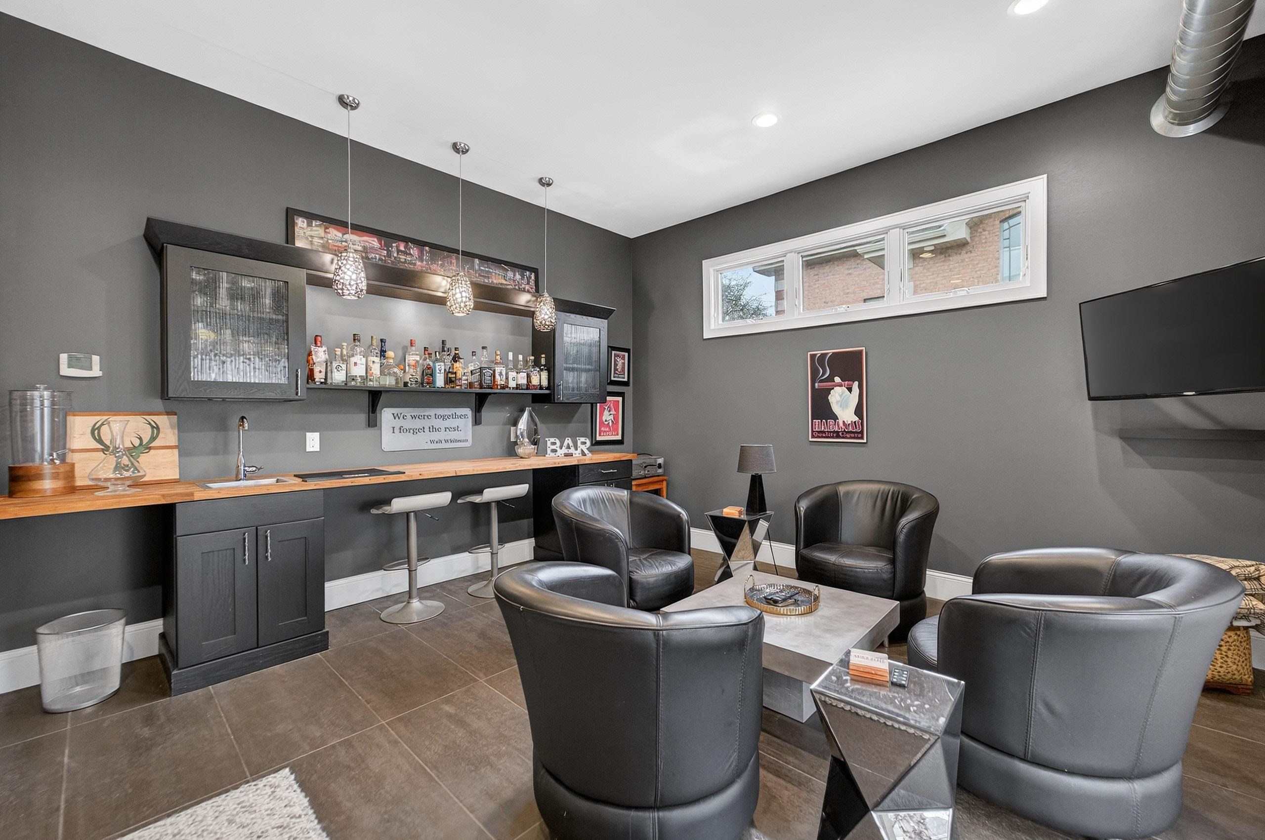 679 Inverness Street