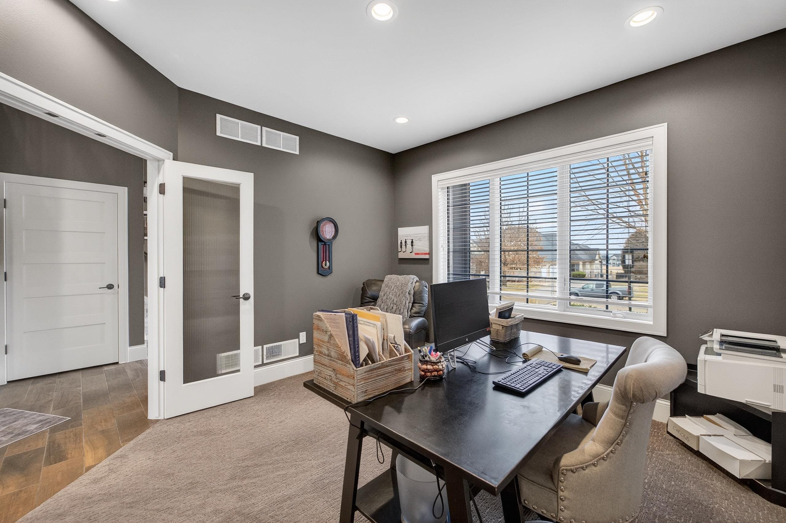 679 Inverness Street