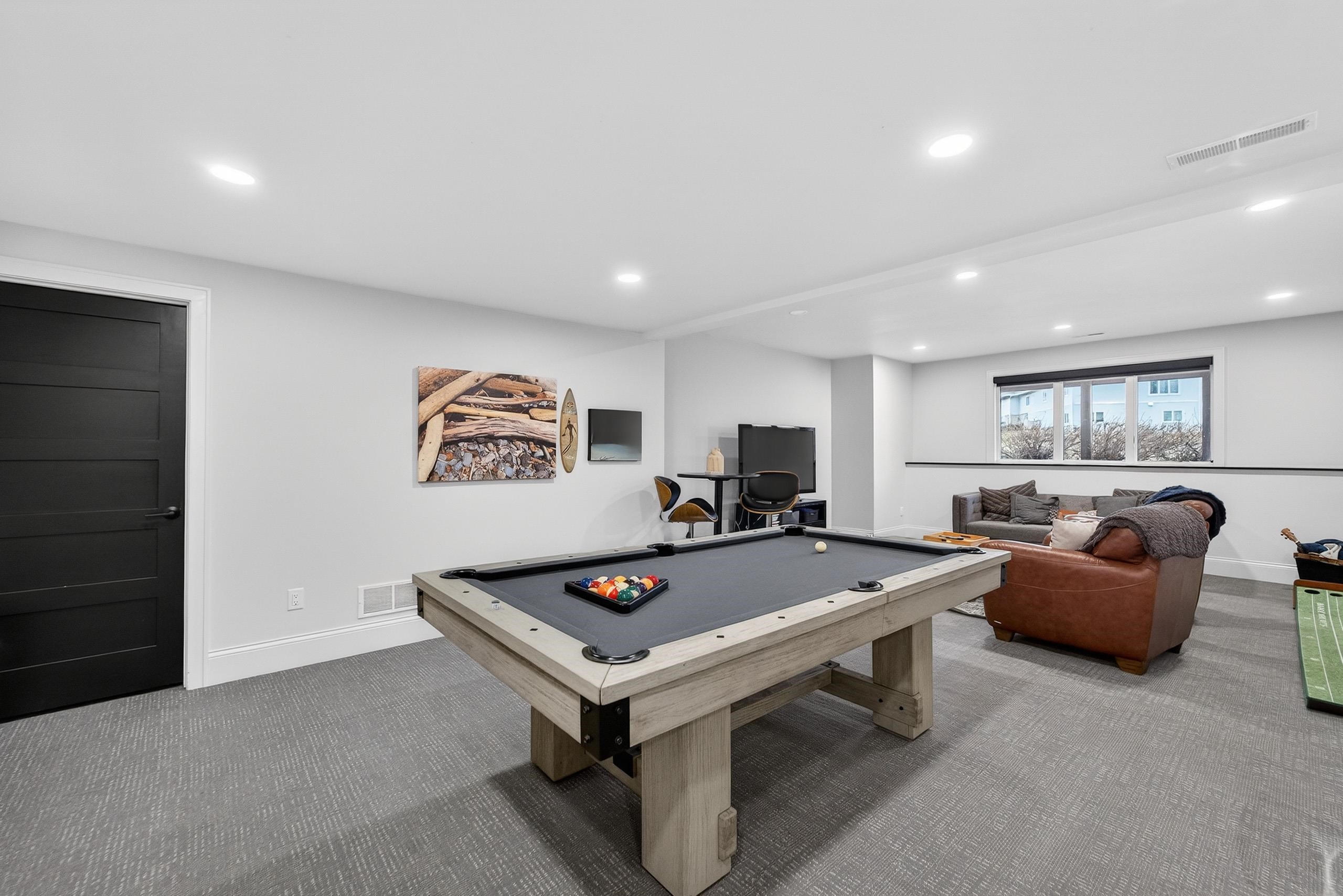 679 Inverness Street