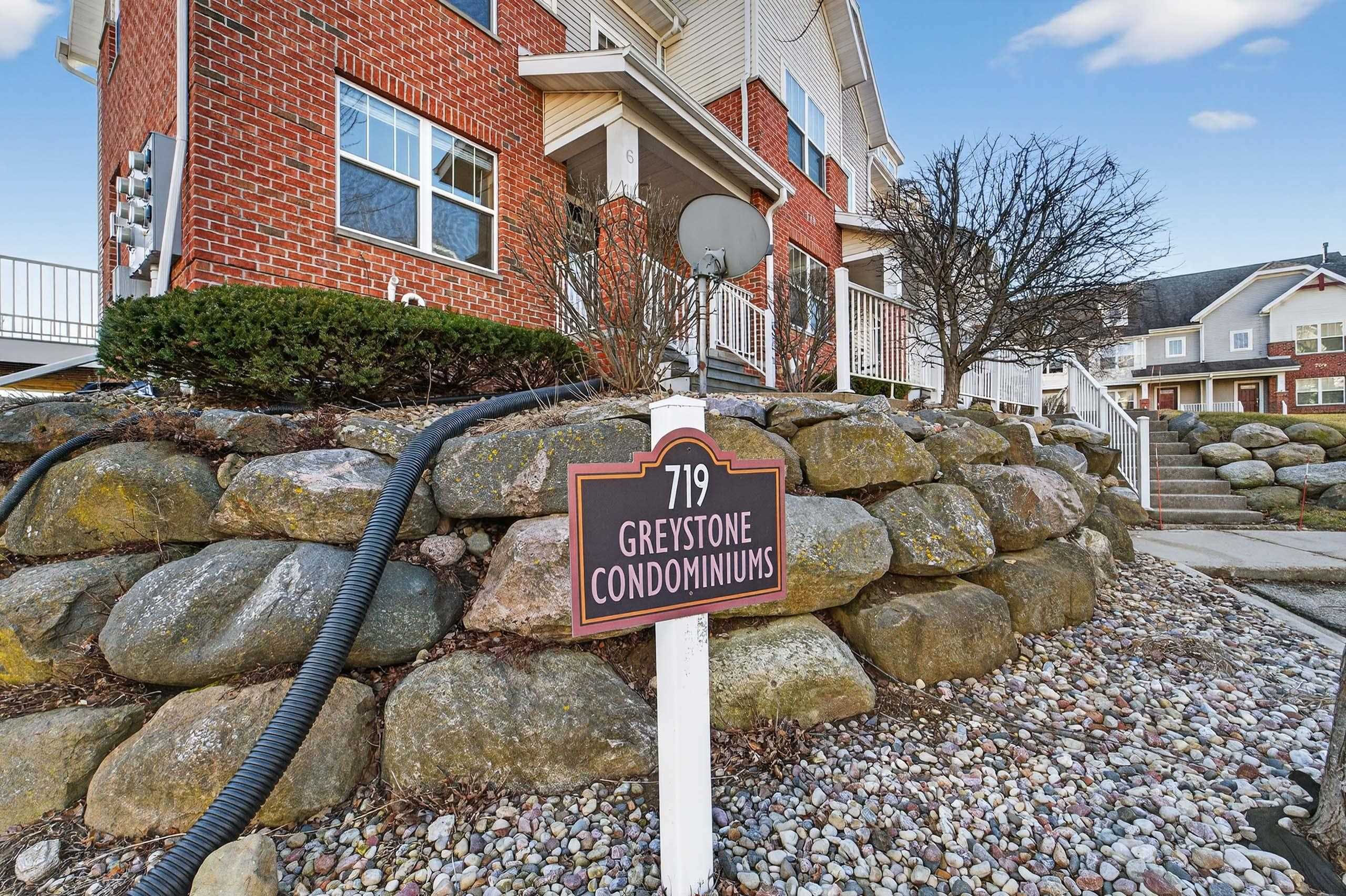 719 Cricket Lane 3