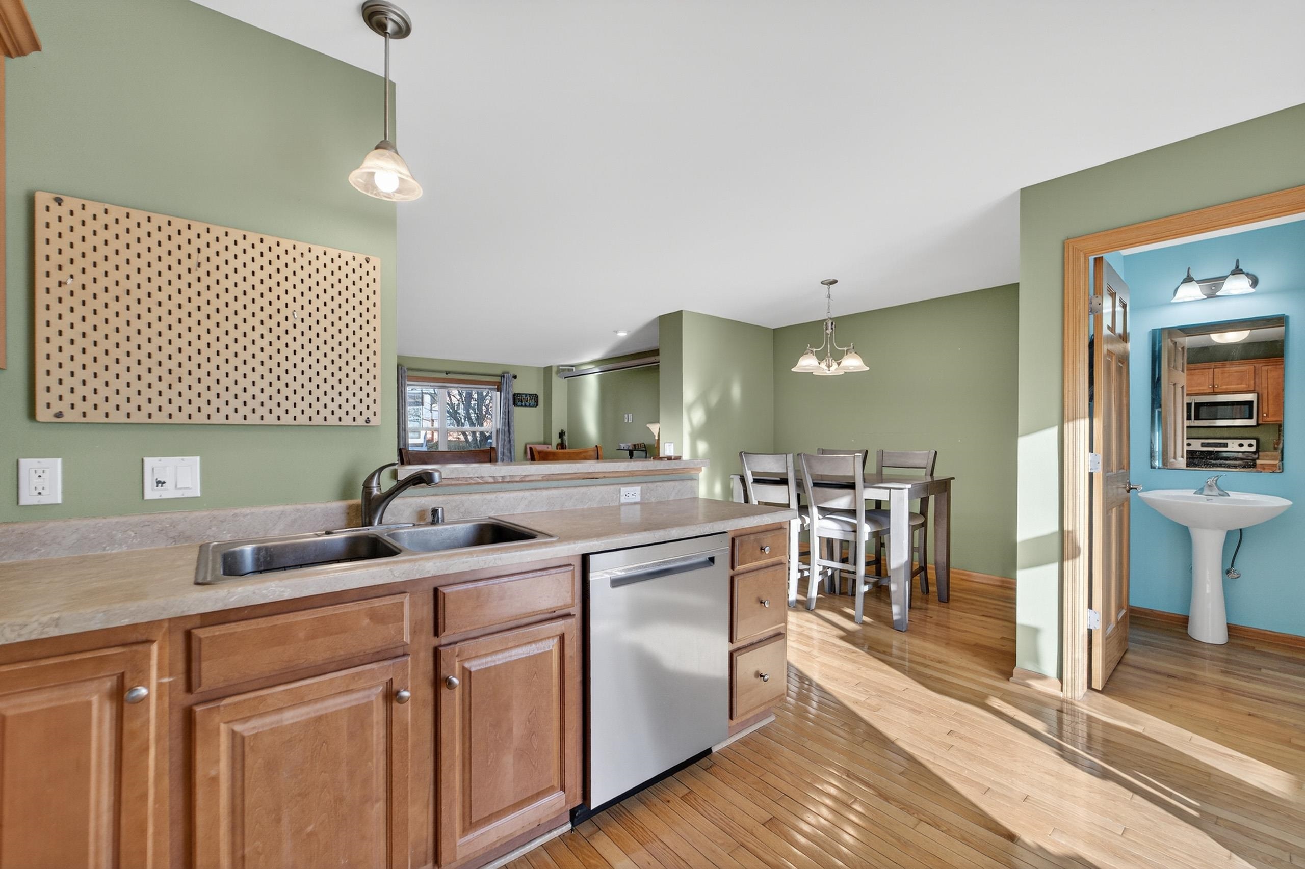 719 Cricket Lane 3