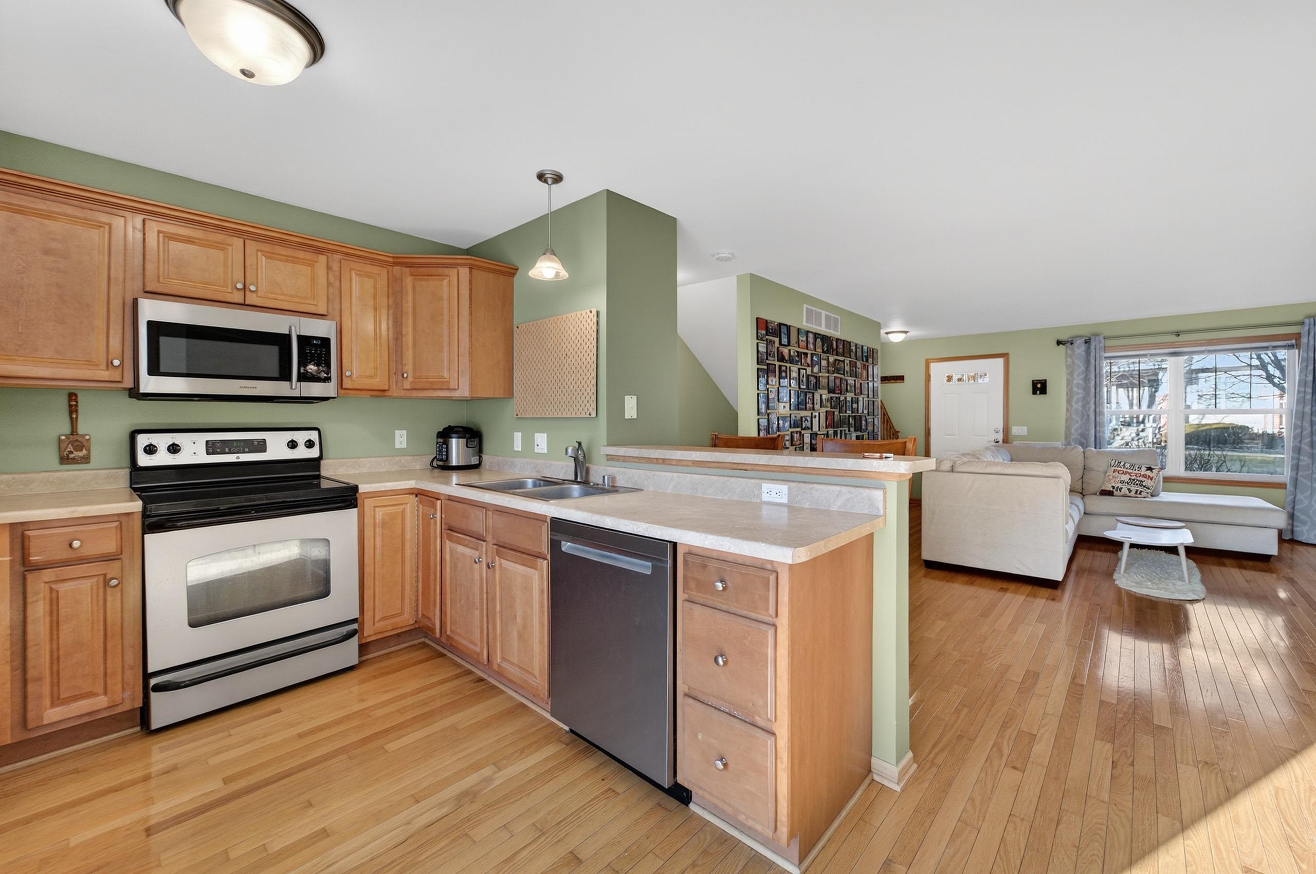 719 Cricket Lane 3