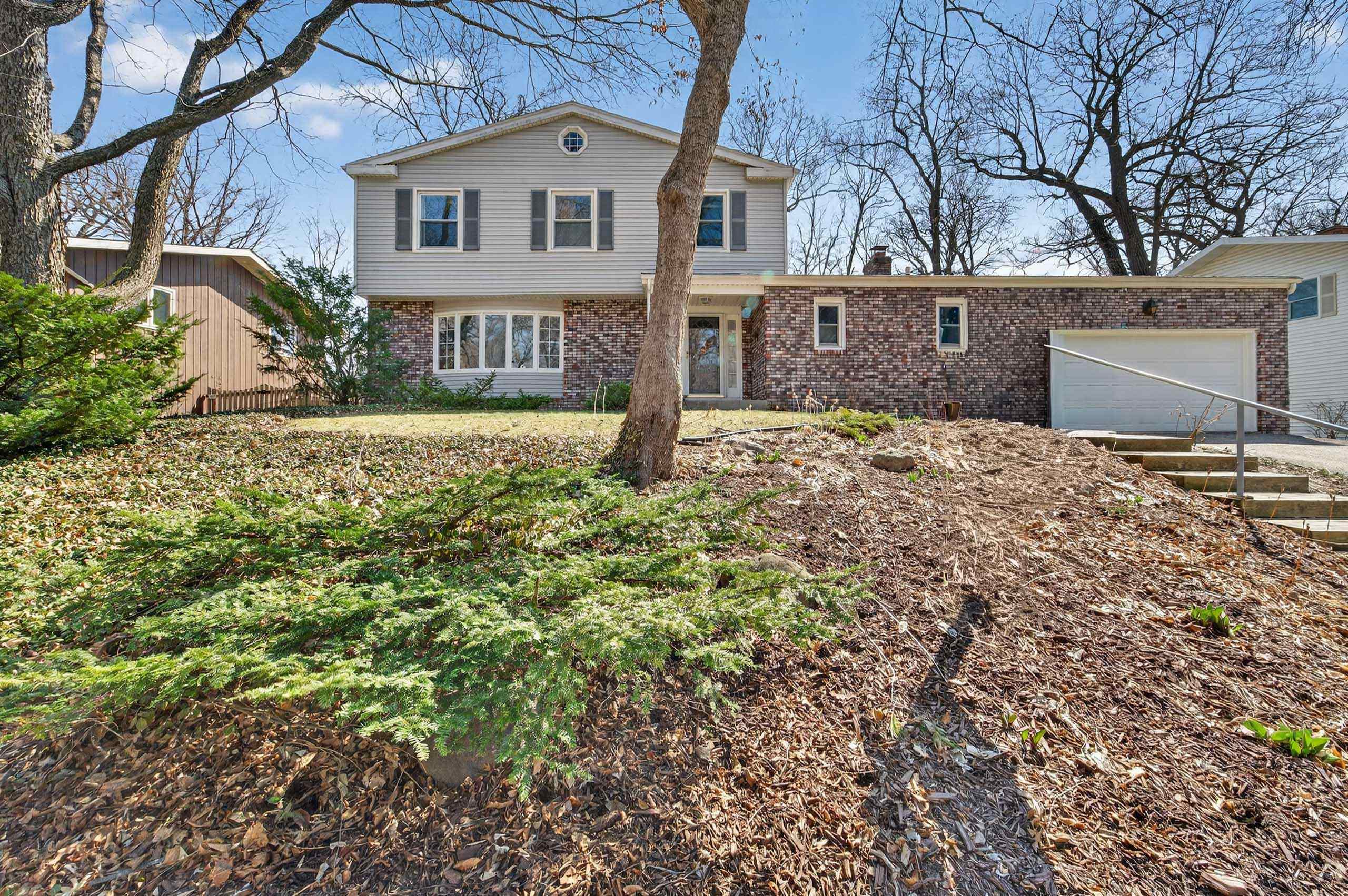 533 Shady Wood Way