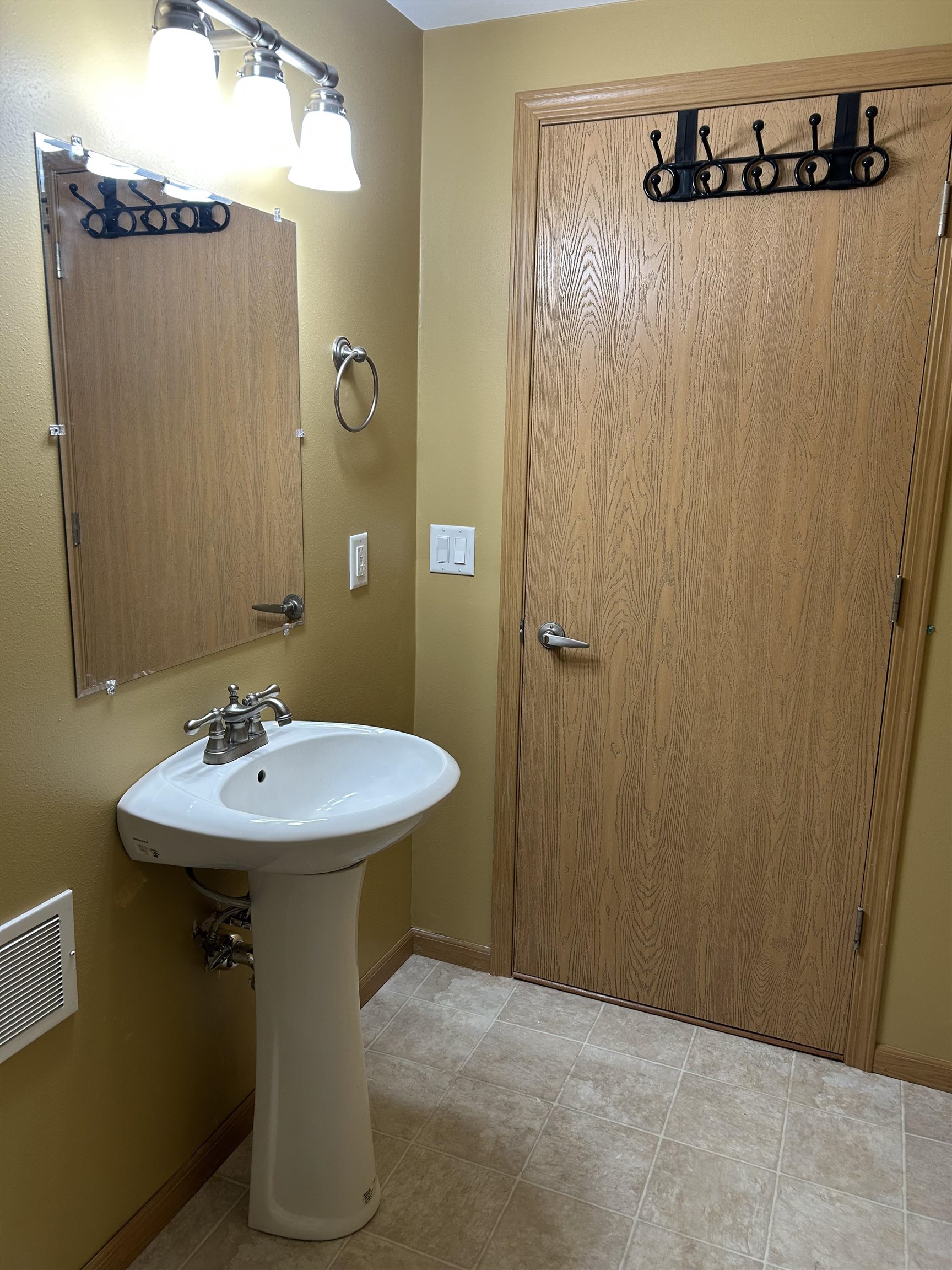 534 Goldenrod Circle