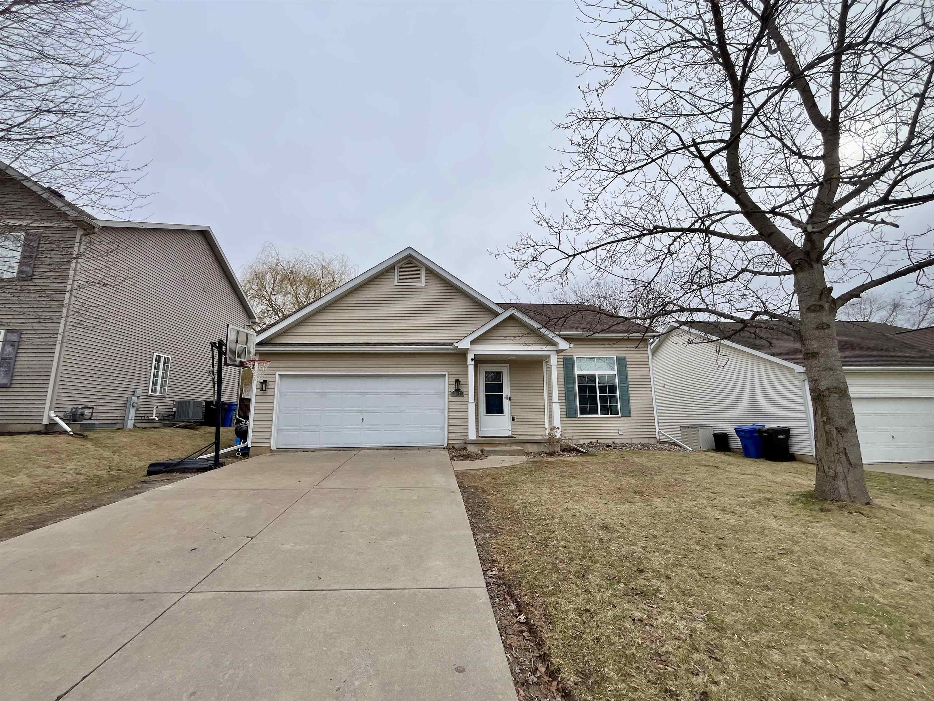534 Goldenrod Circle