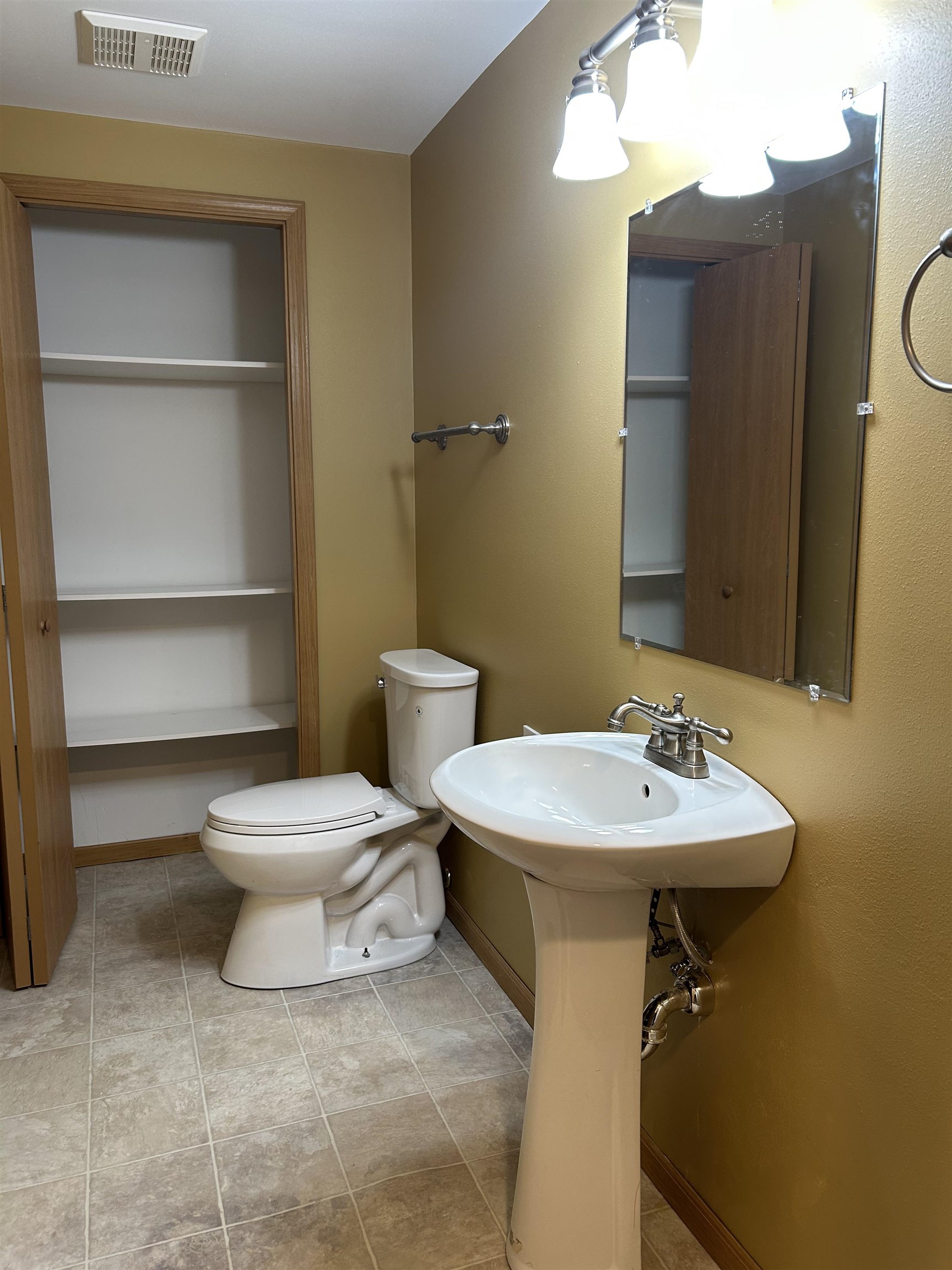 534 Goldenrod Circle