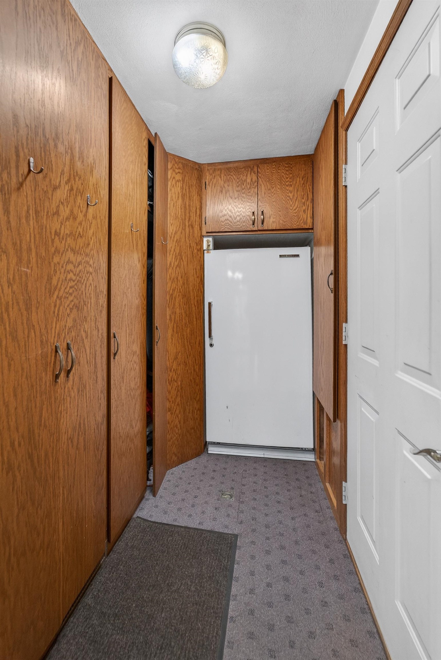 588 Washington Street