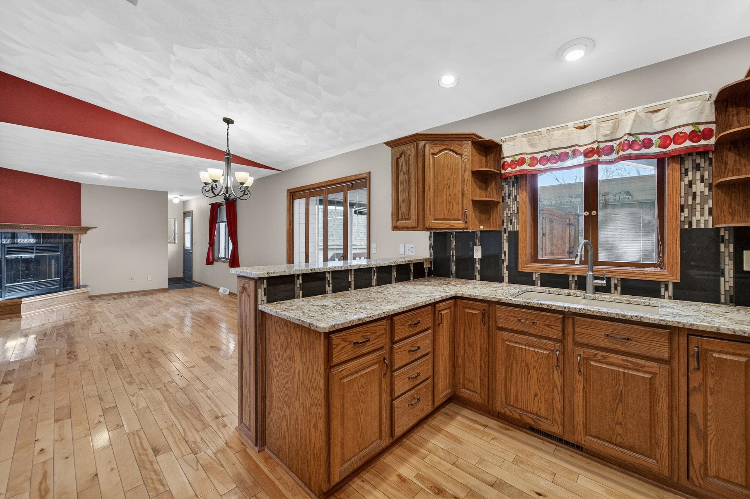 588 Washington Street