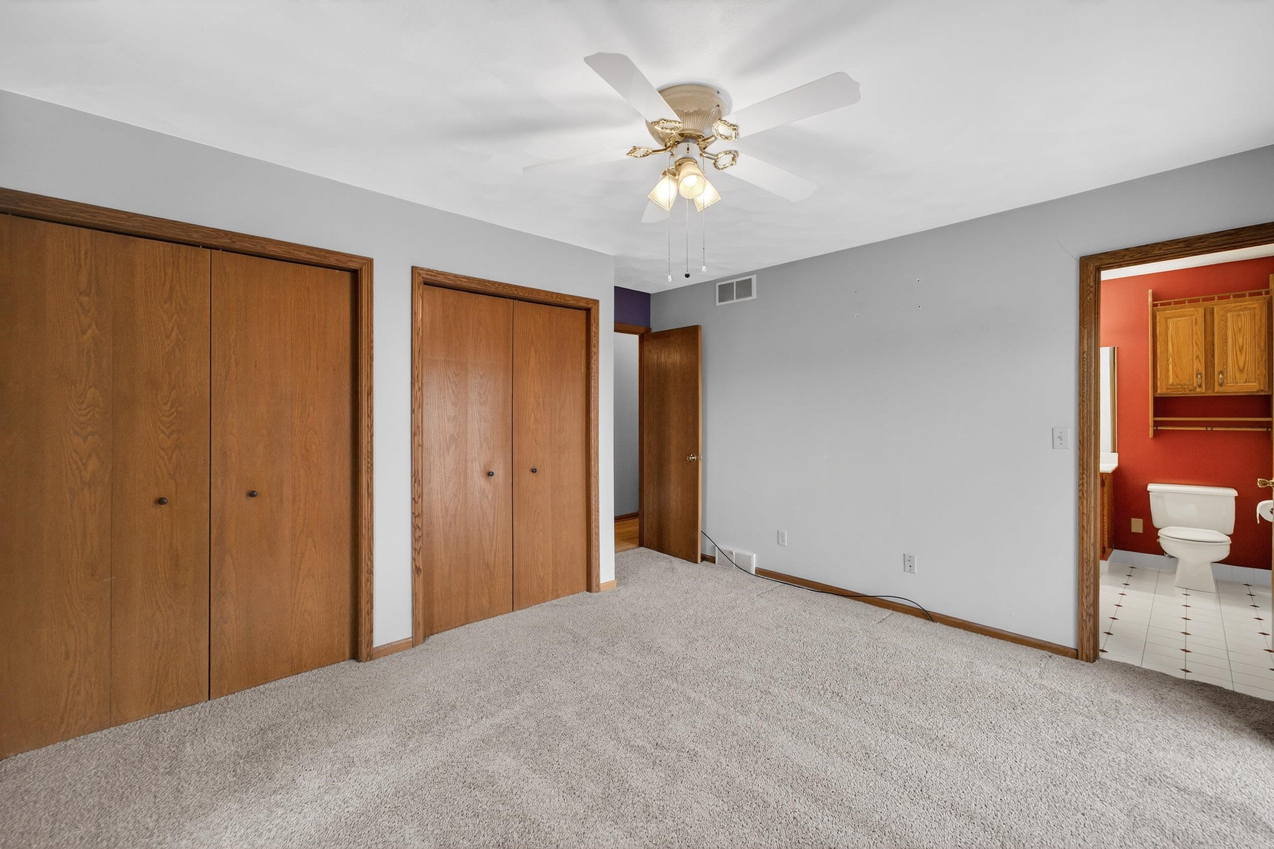 588 Washington Street