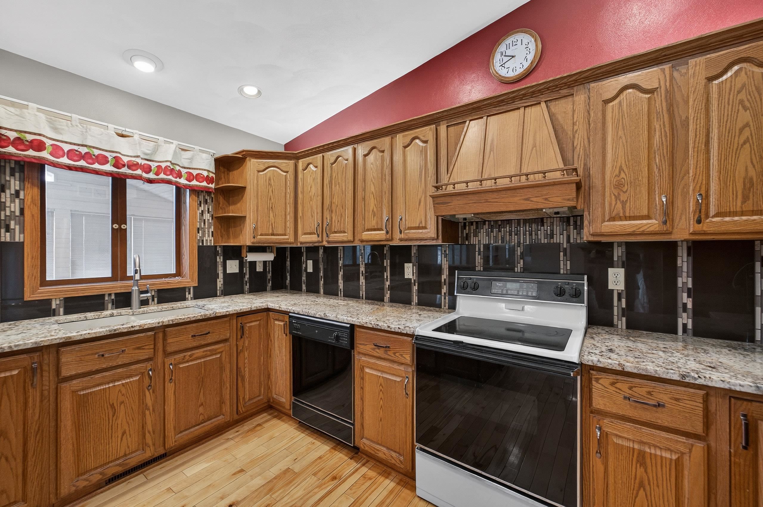 588 Washington Street