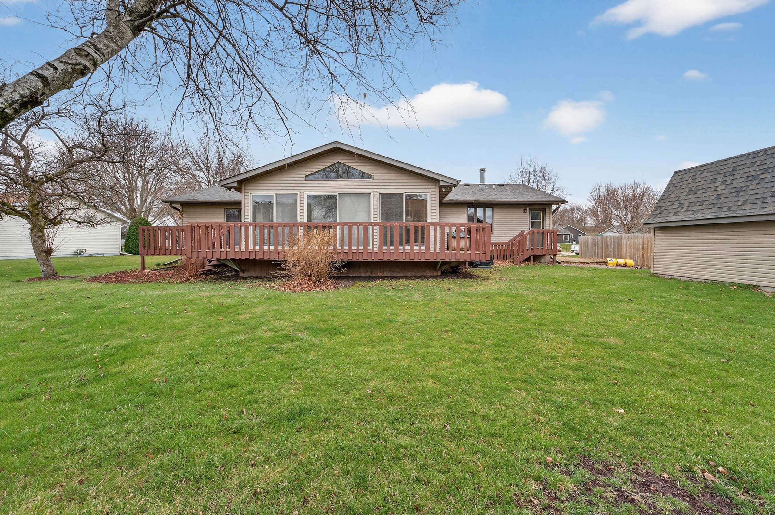 588 Washington Street