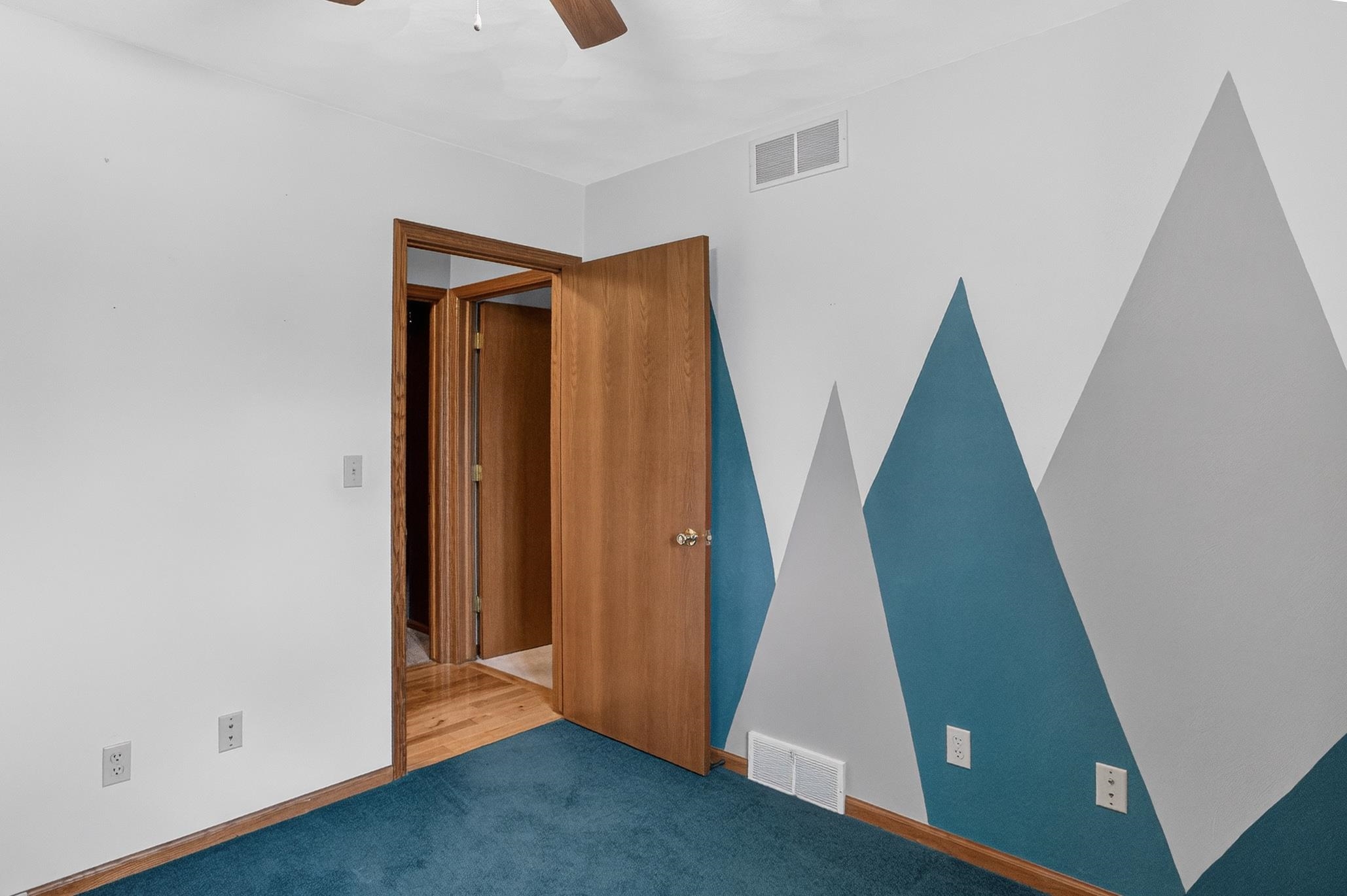 588 Washington Street