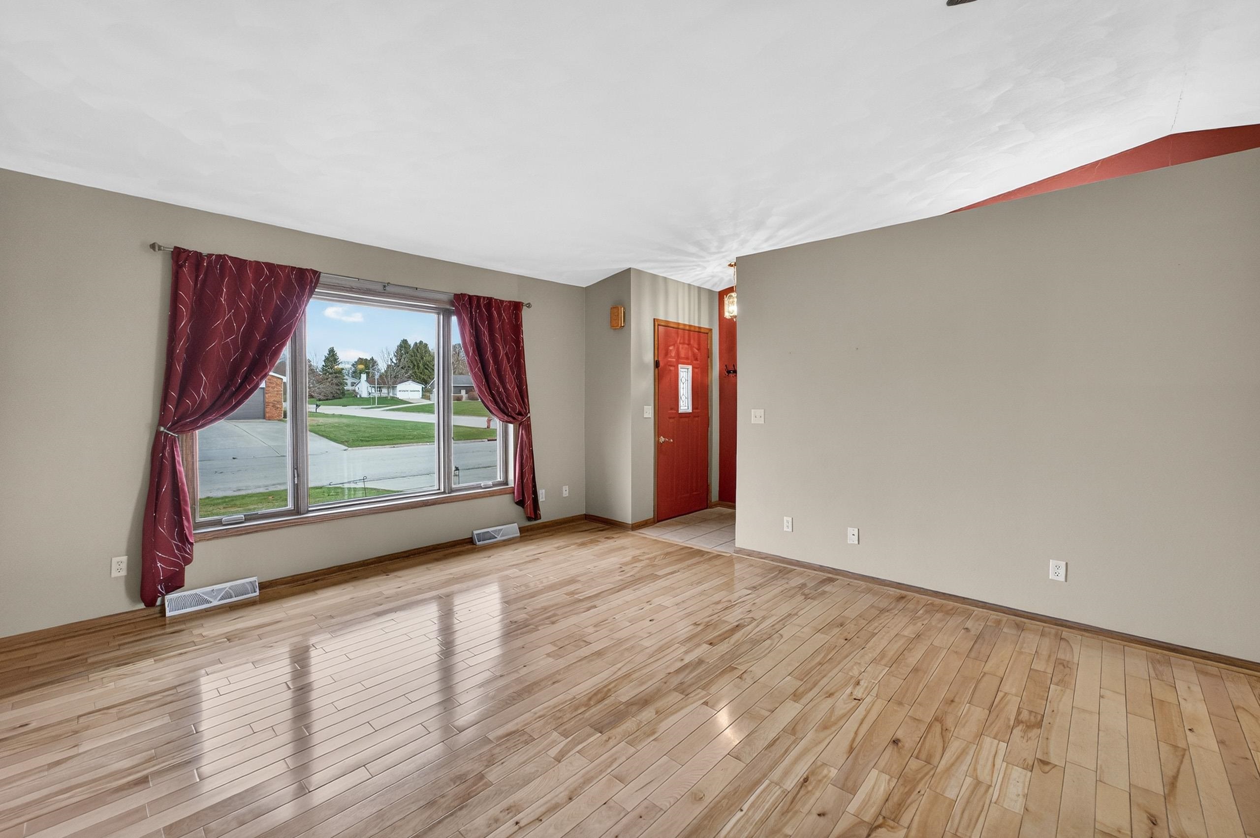 588 Washington Street