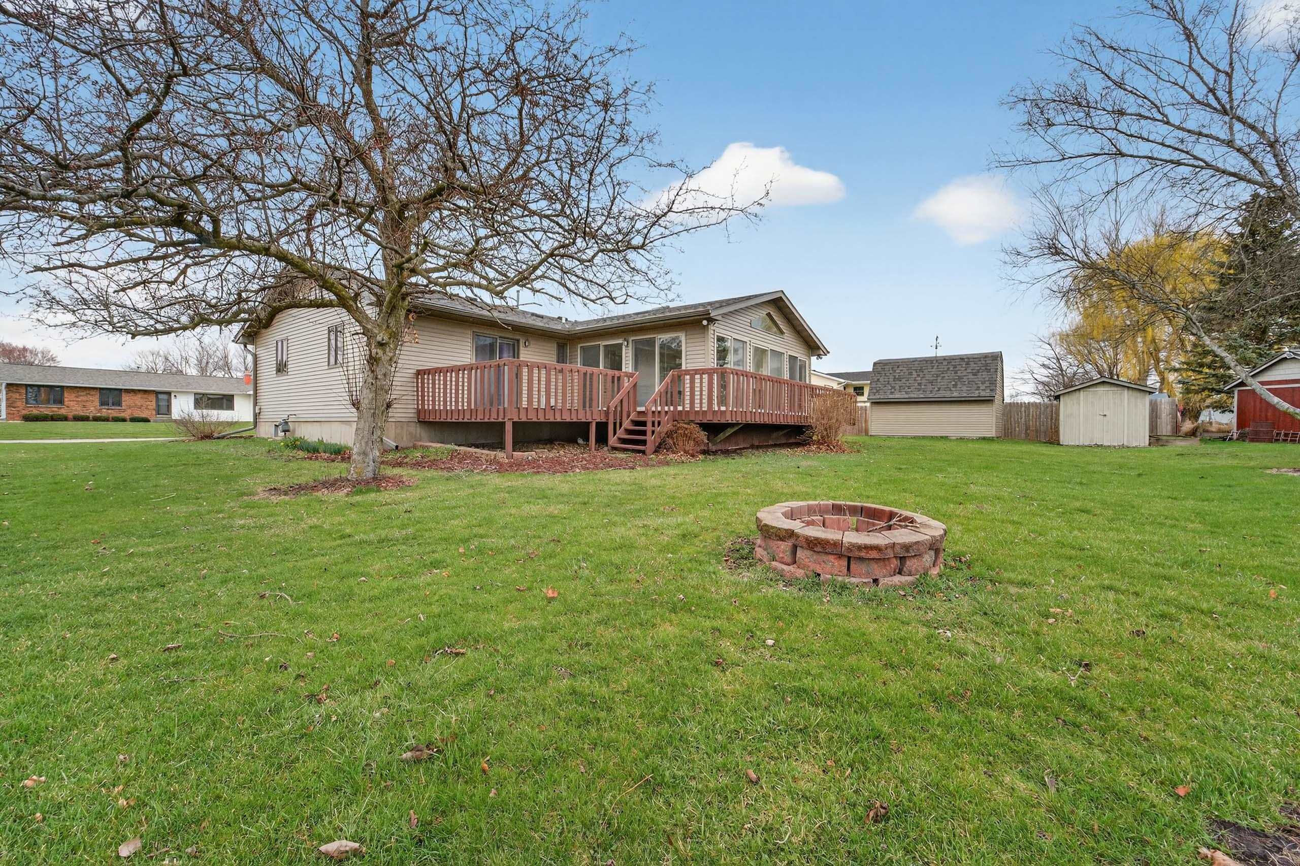 588 Washington Street