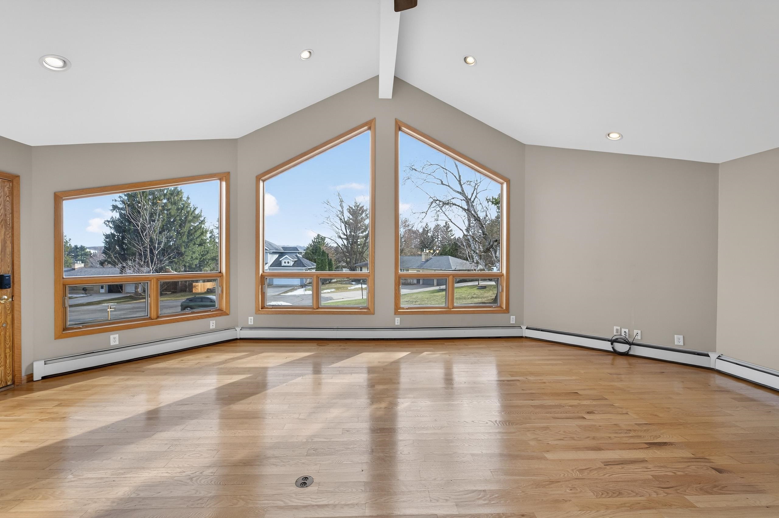 7116 Twin Sunset Road