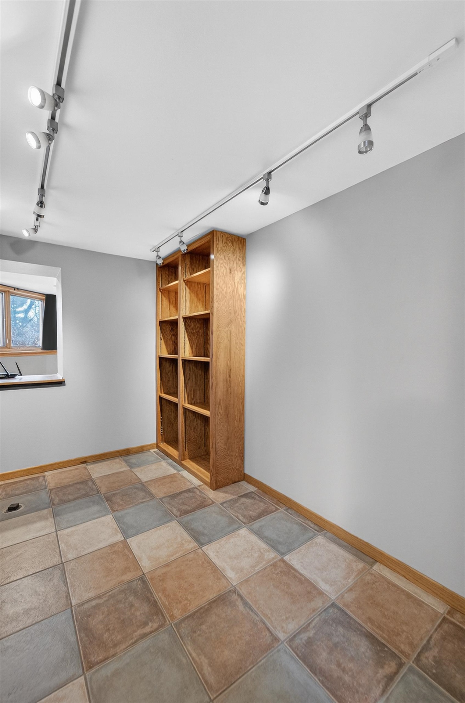 7116 Twin Sunset Road