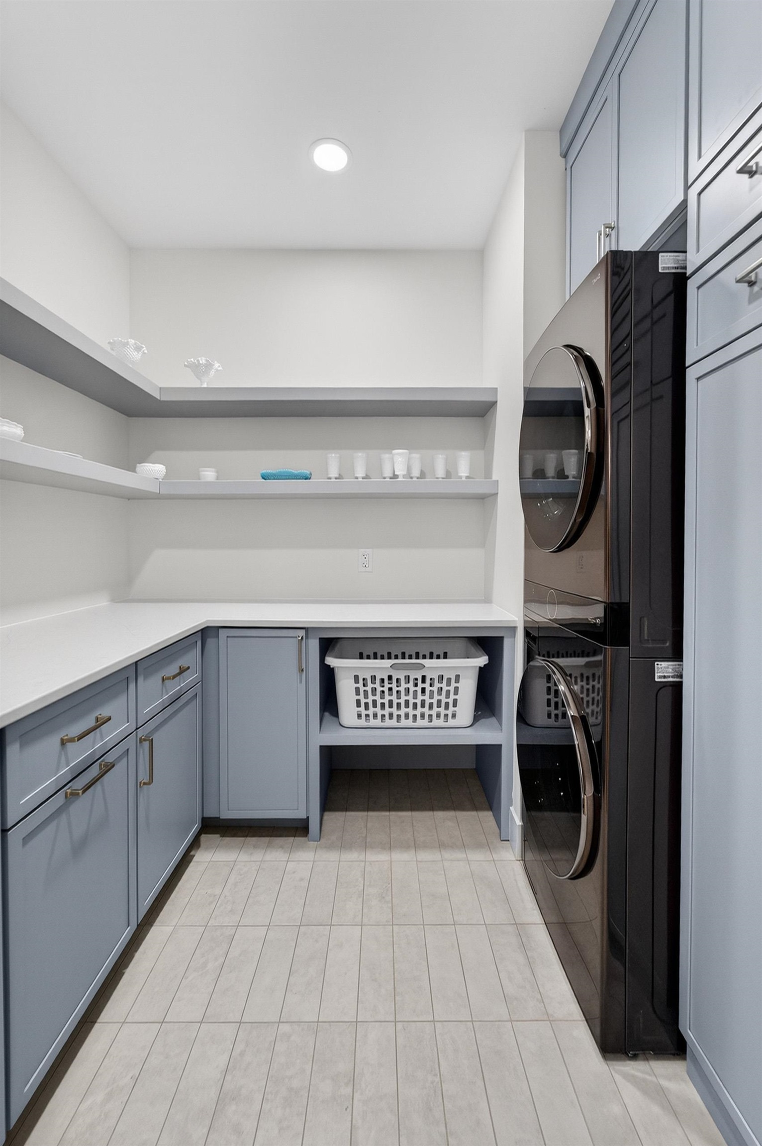 1403 Atlas Trail