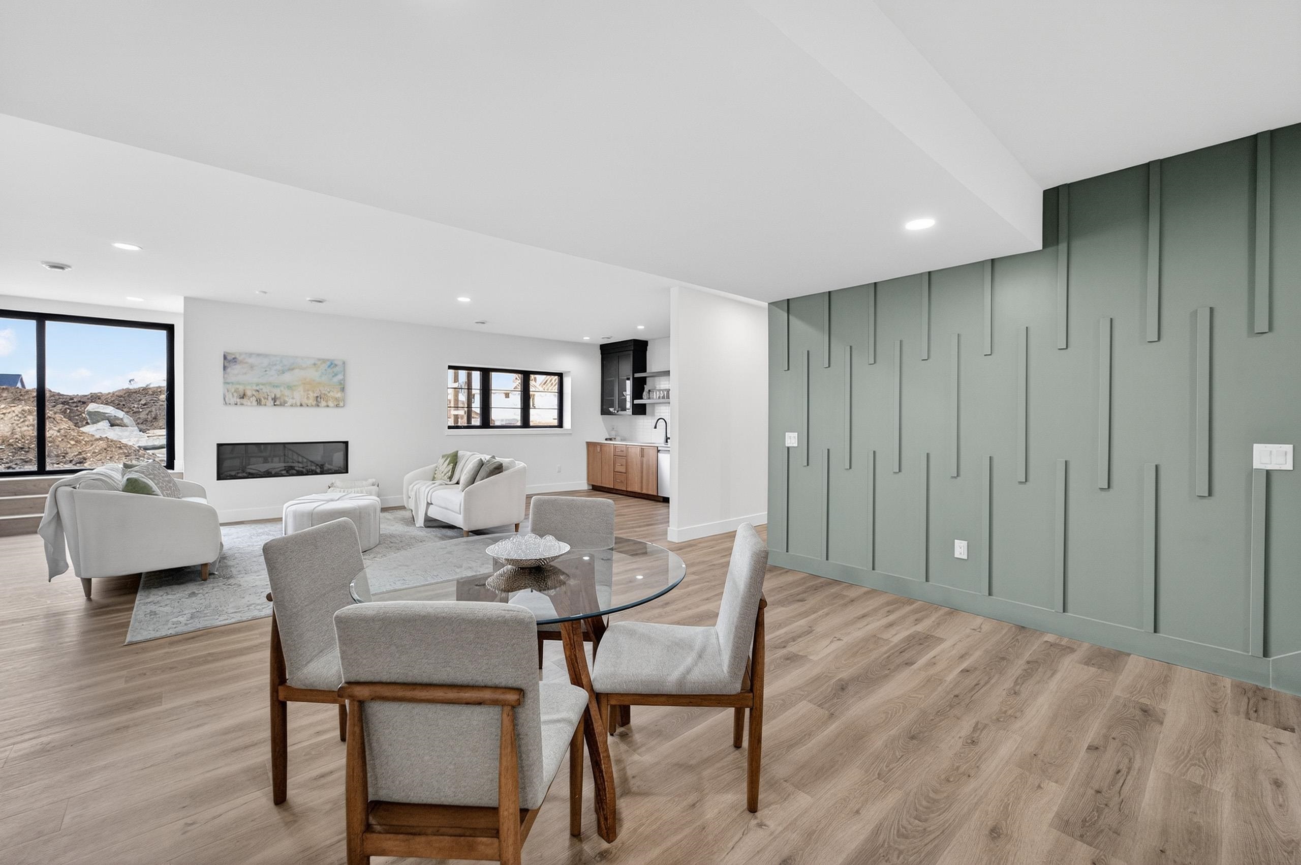 1403 Atlas Trail