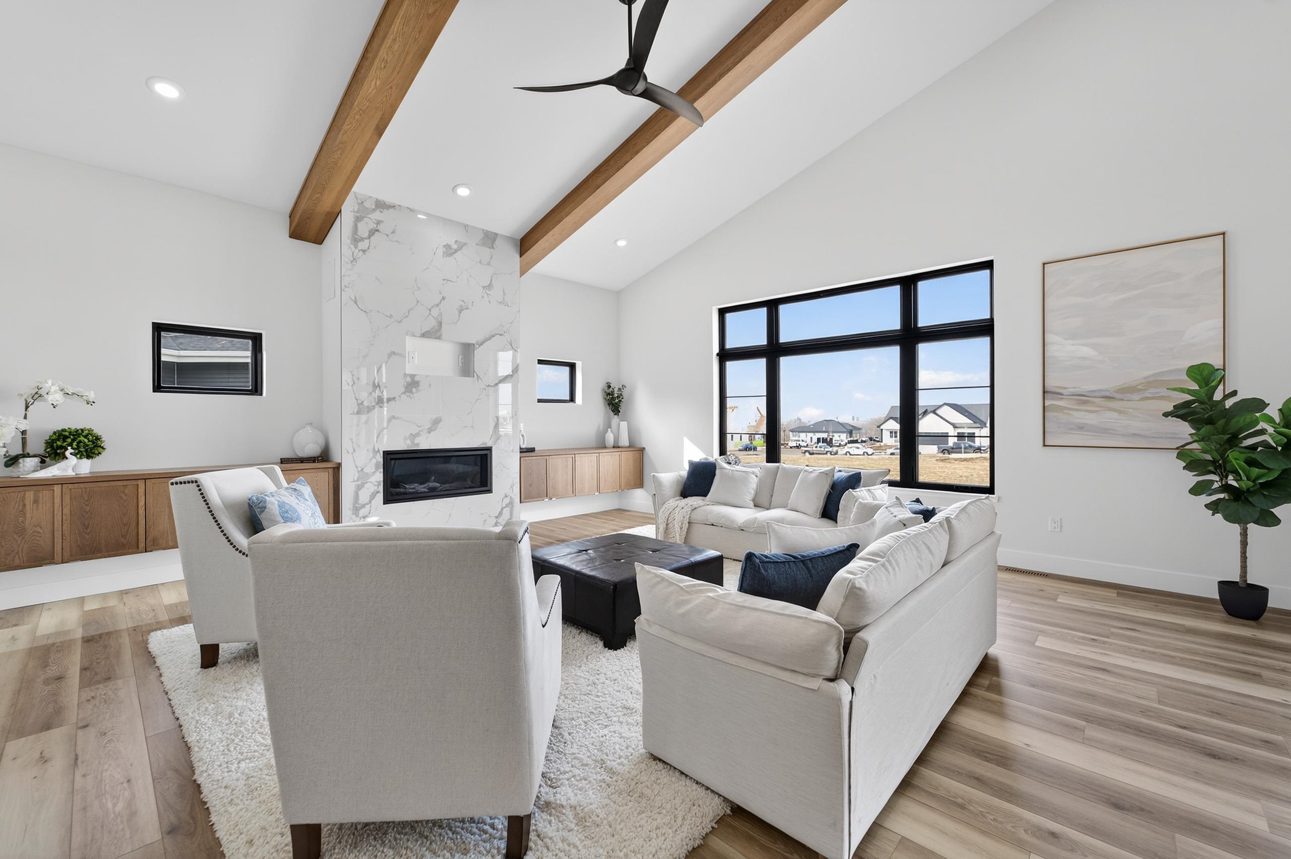1403 Atlas Trail