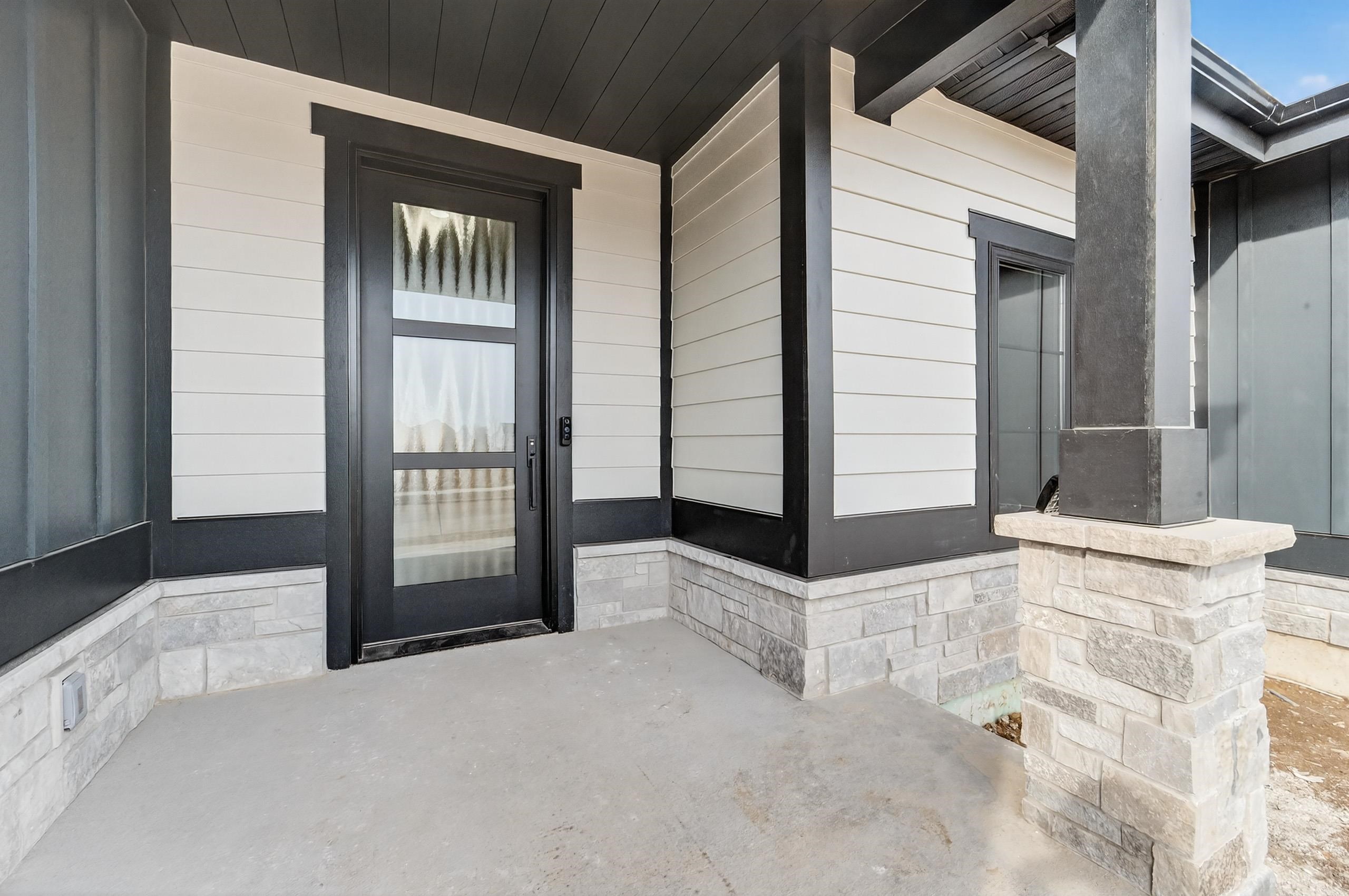 1403 Atlas Trail