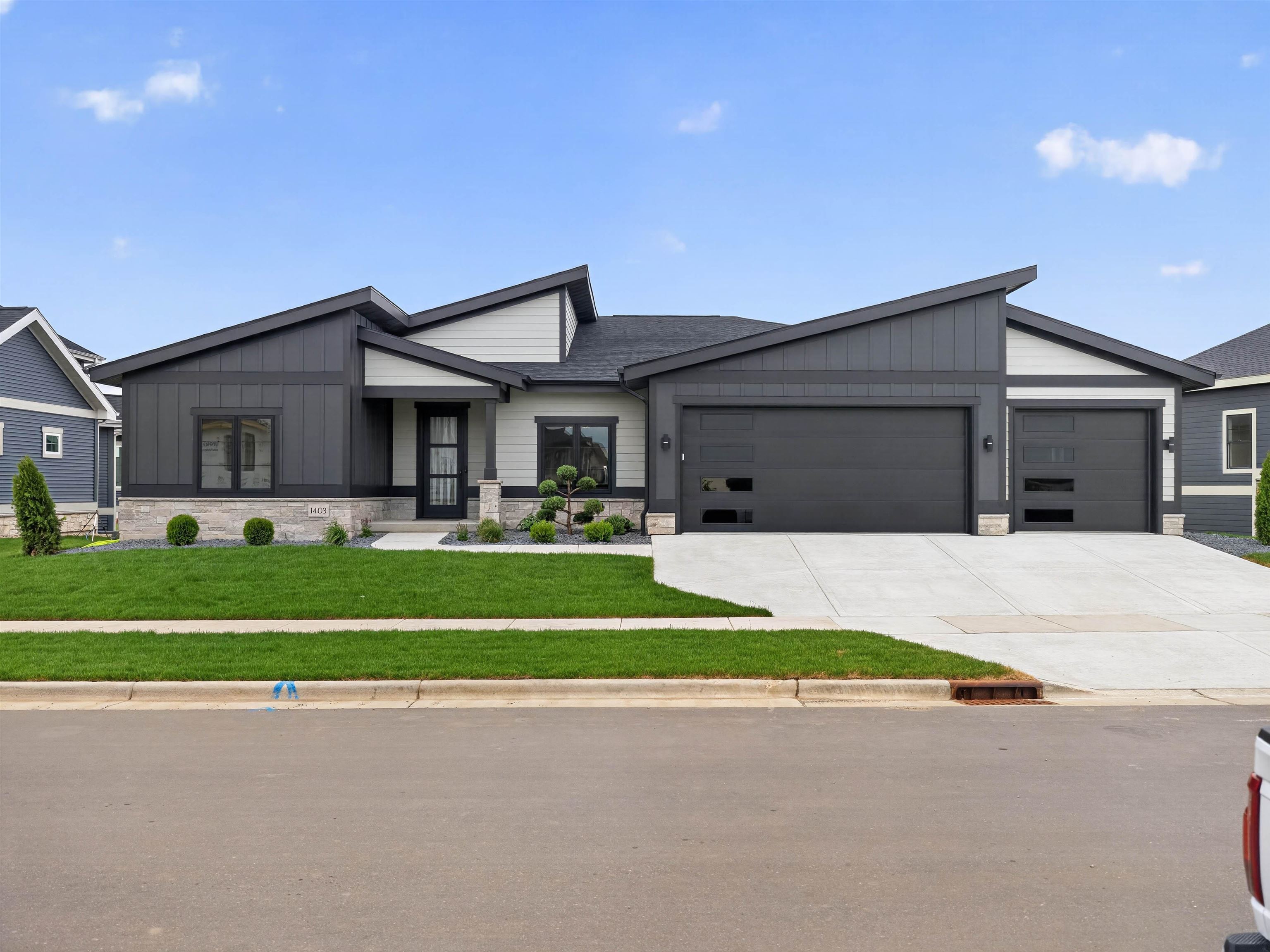 1403 Atlas Trail