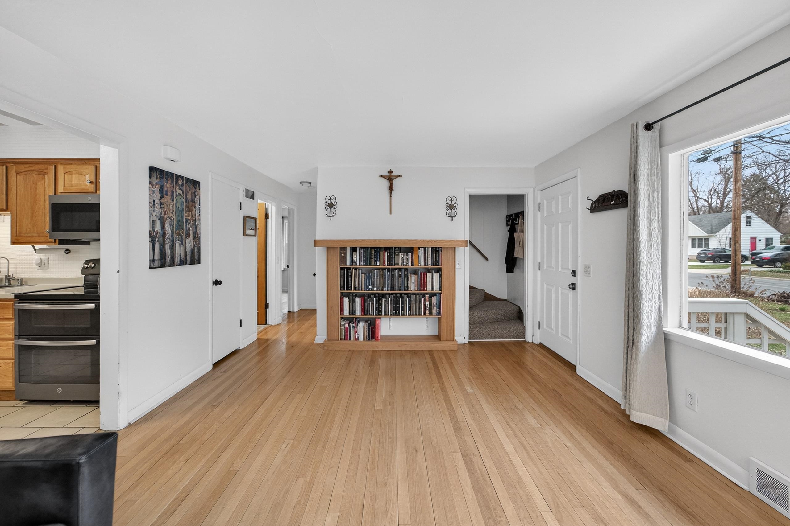 5207 Shore Acres Road