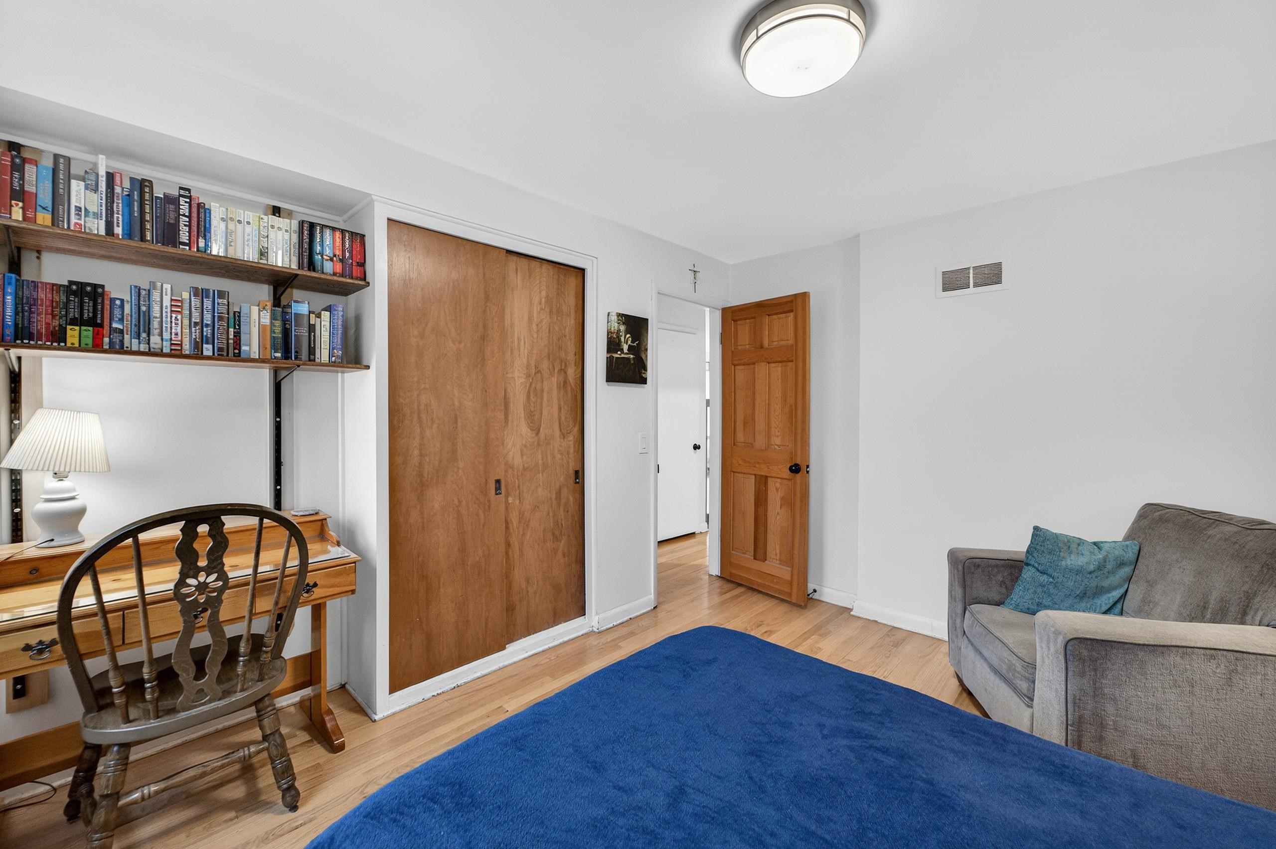 5207 Shore Acres Road