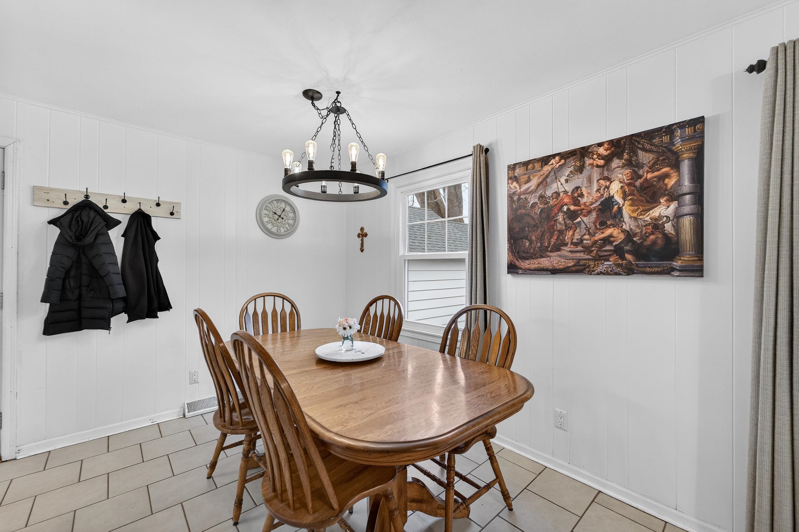 5207 Shore Acres Road