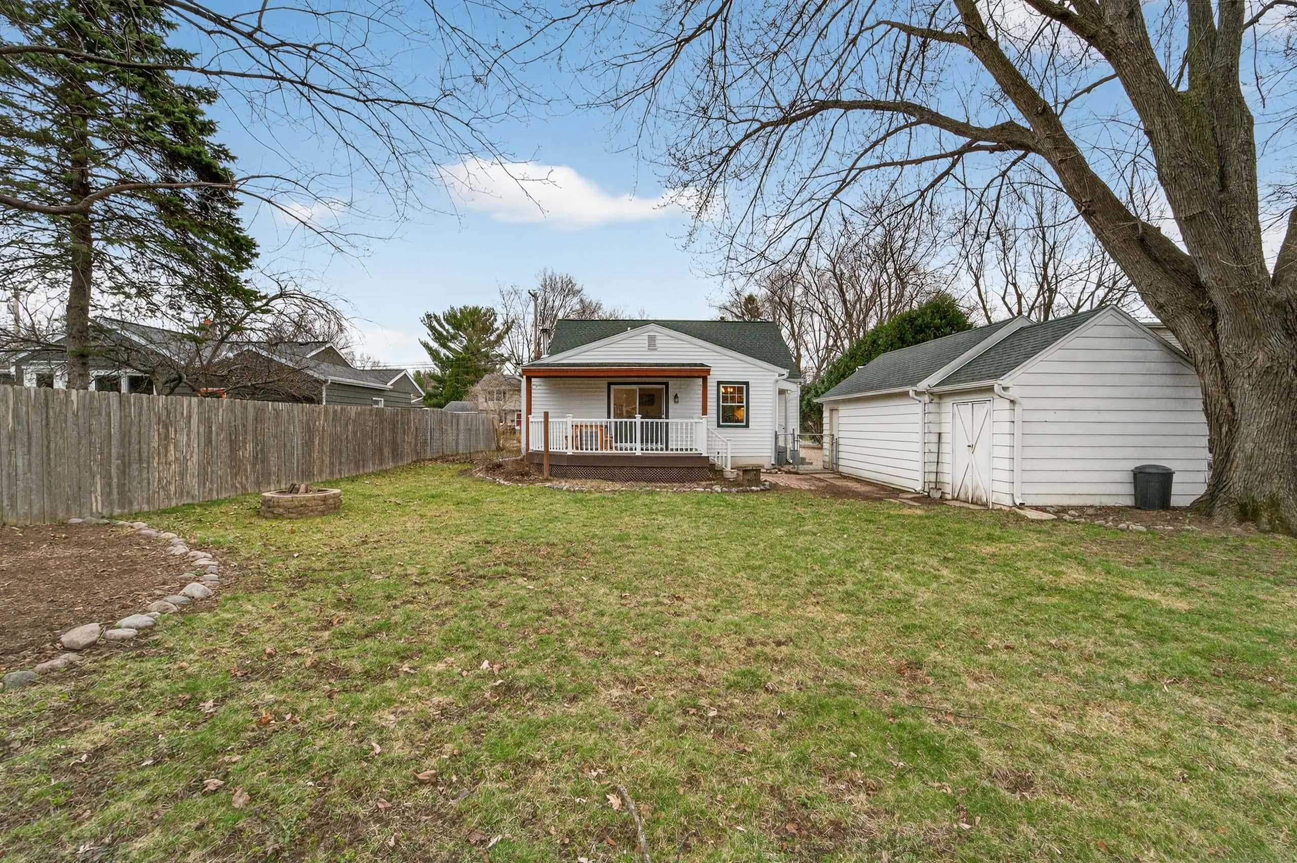 5207 Shore Acres Road