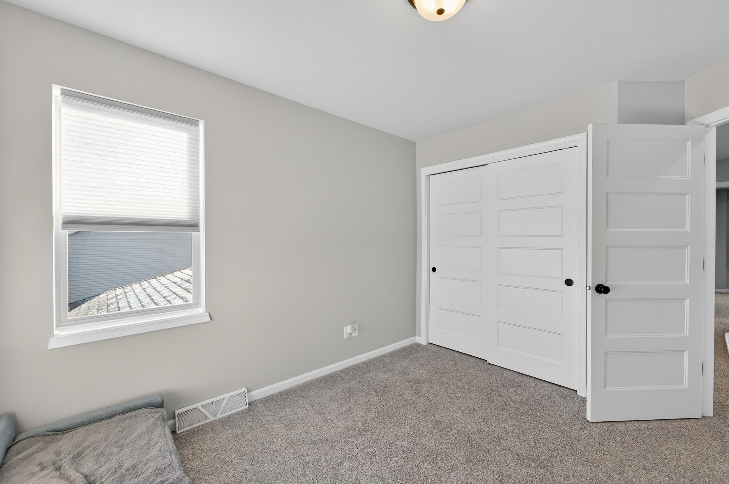 828 Shadowwood Trail
