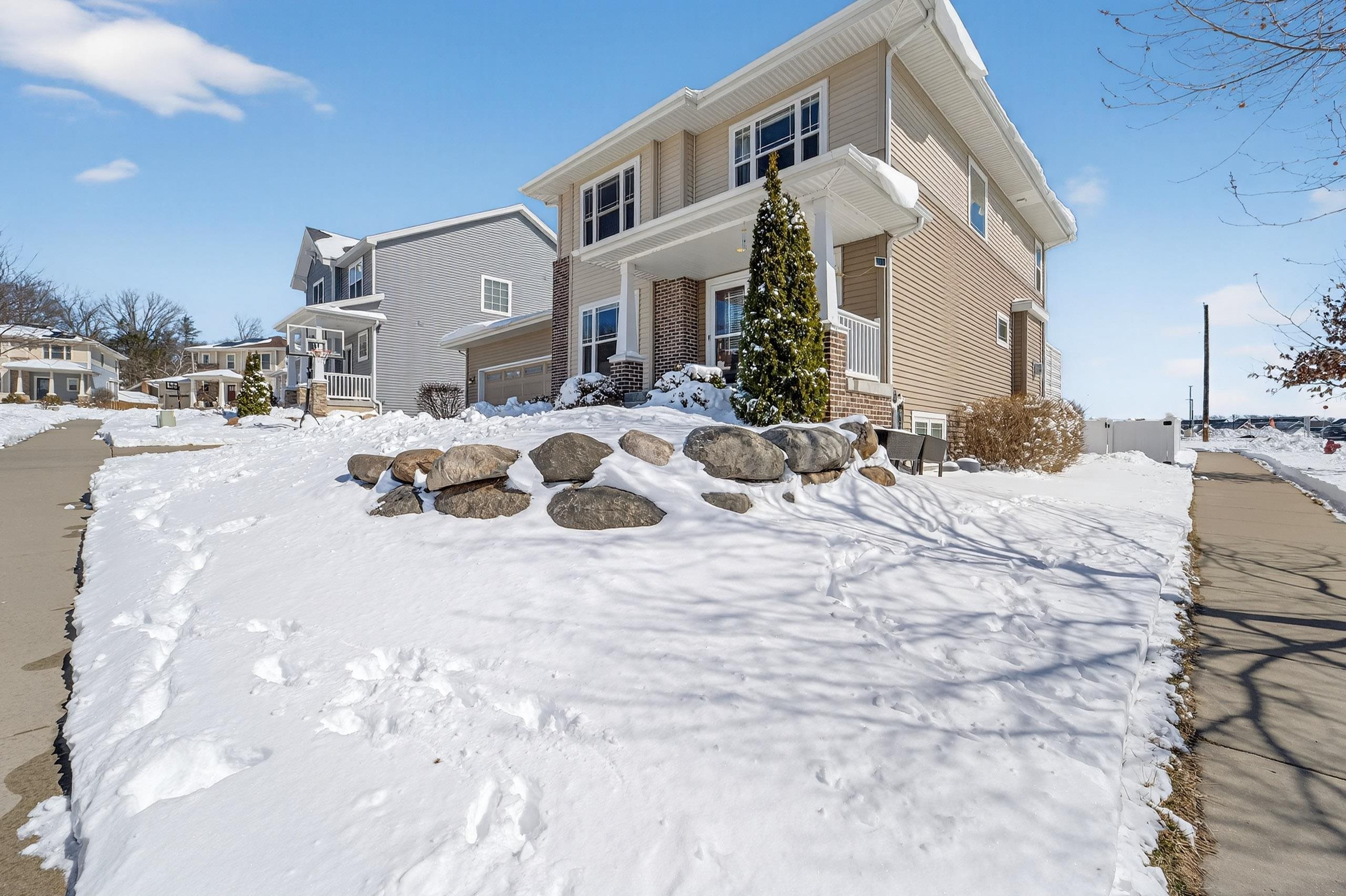 4427 Feather Lane