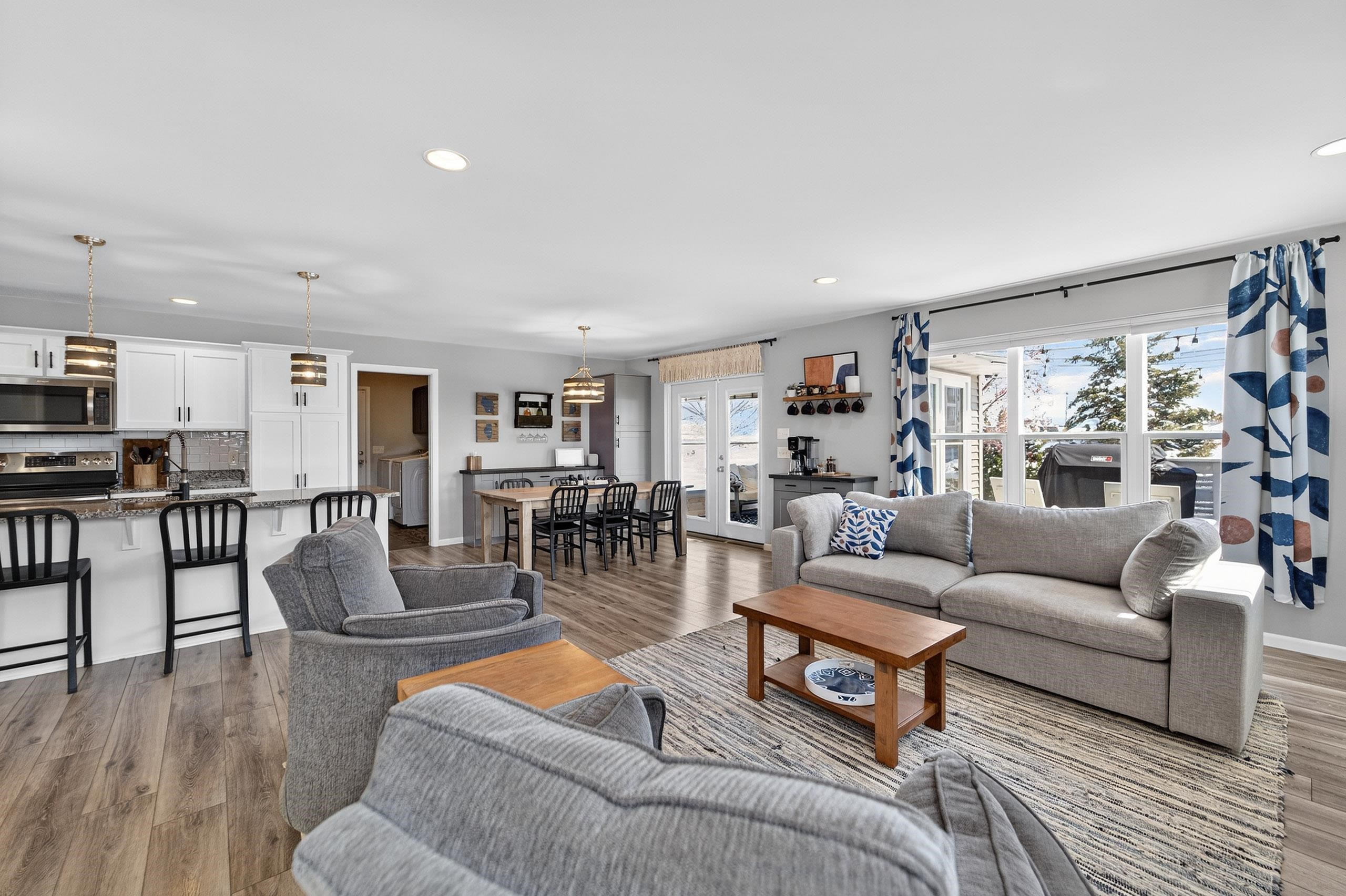 4427 Feather Lane