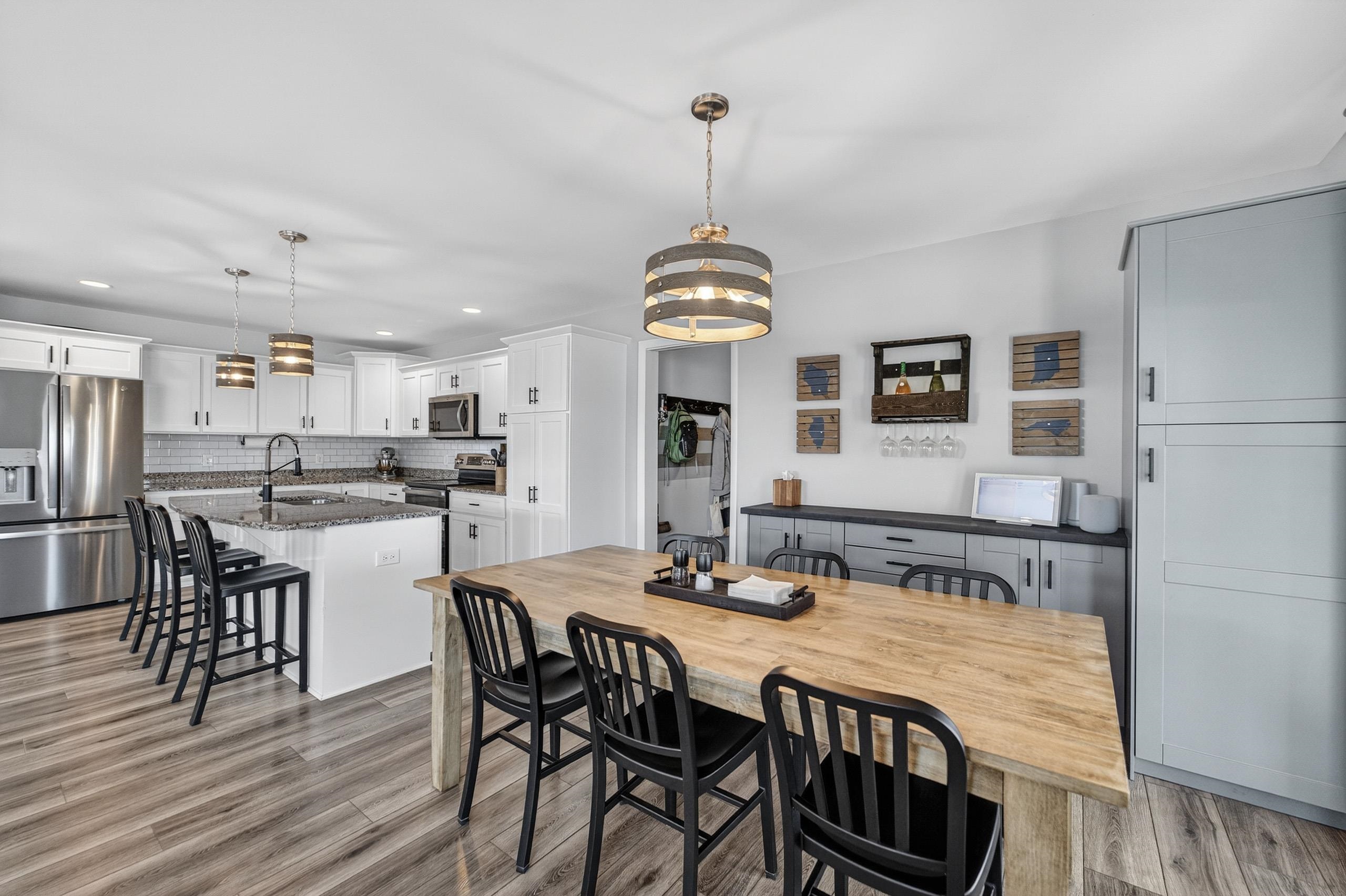 4427 Feather Lane