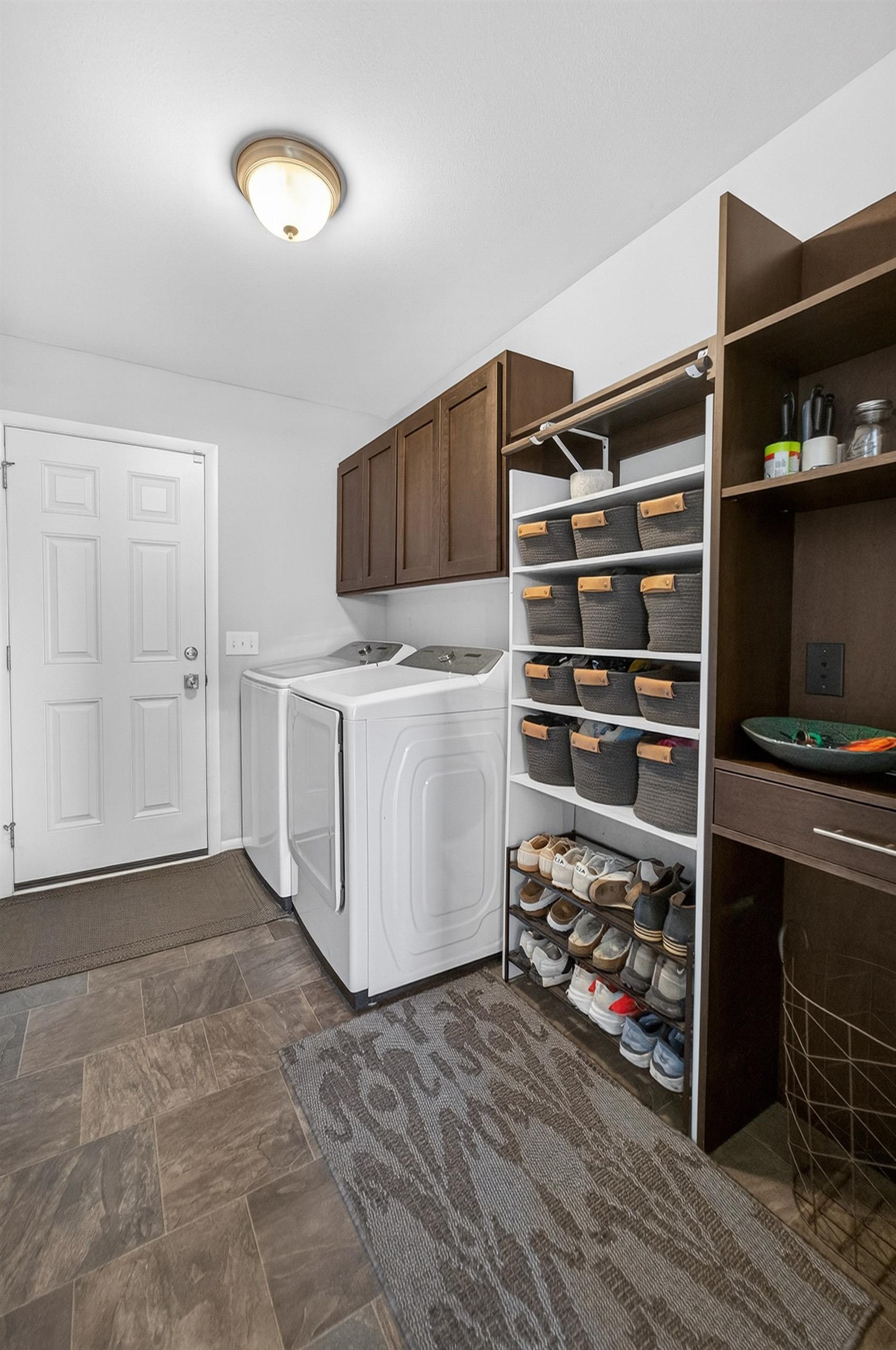 4427 Feather Lane