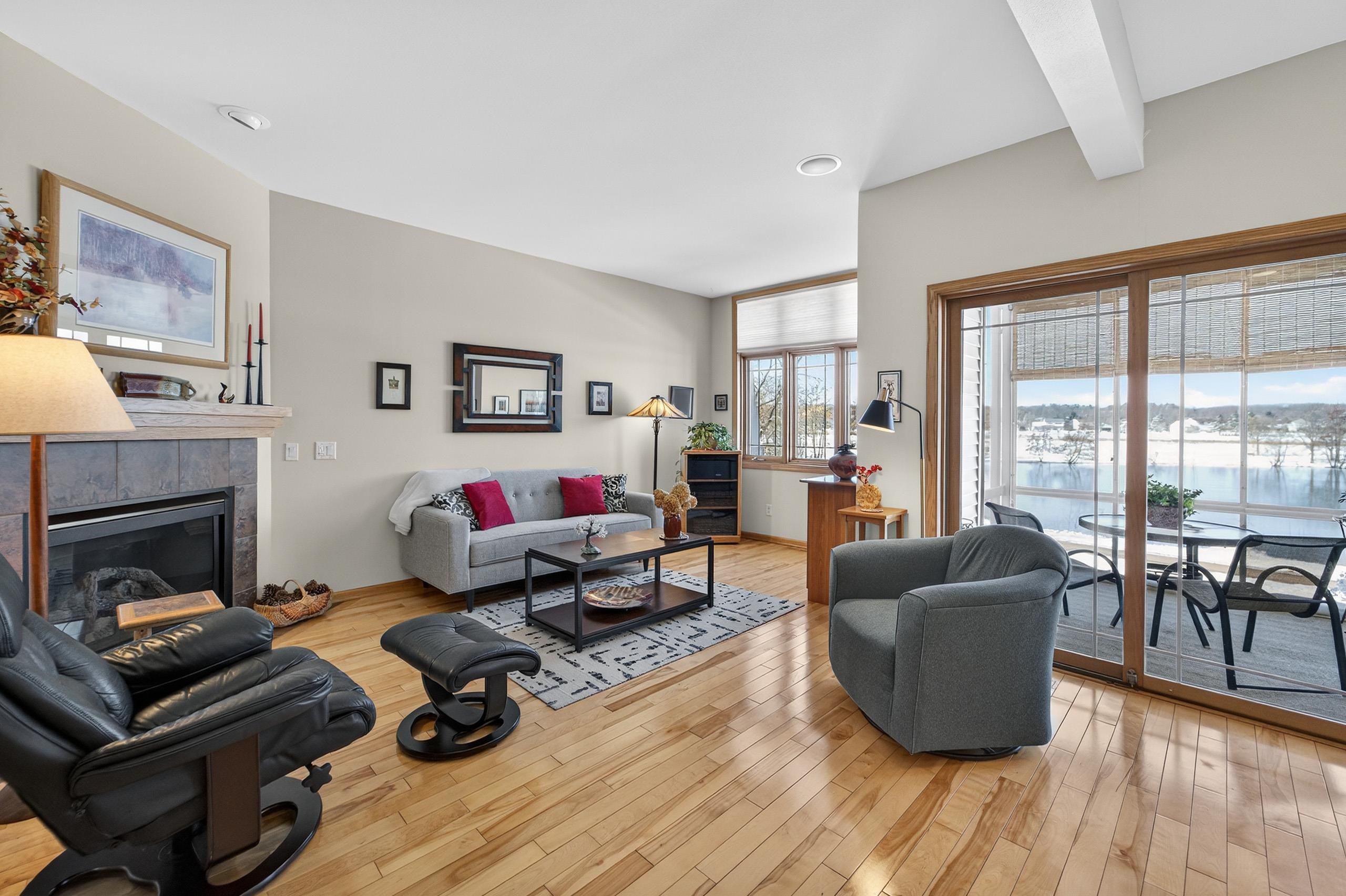 13 Wood Brook Way