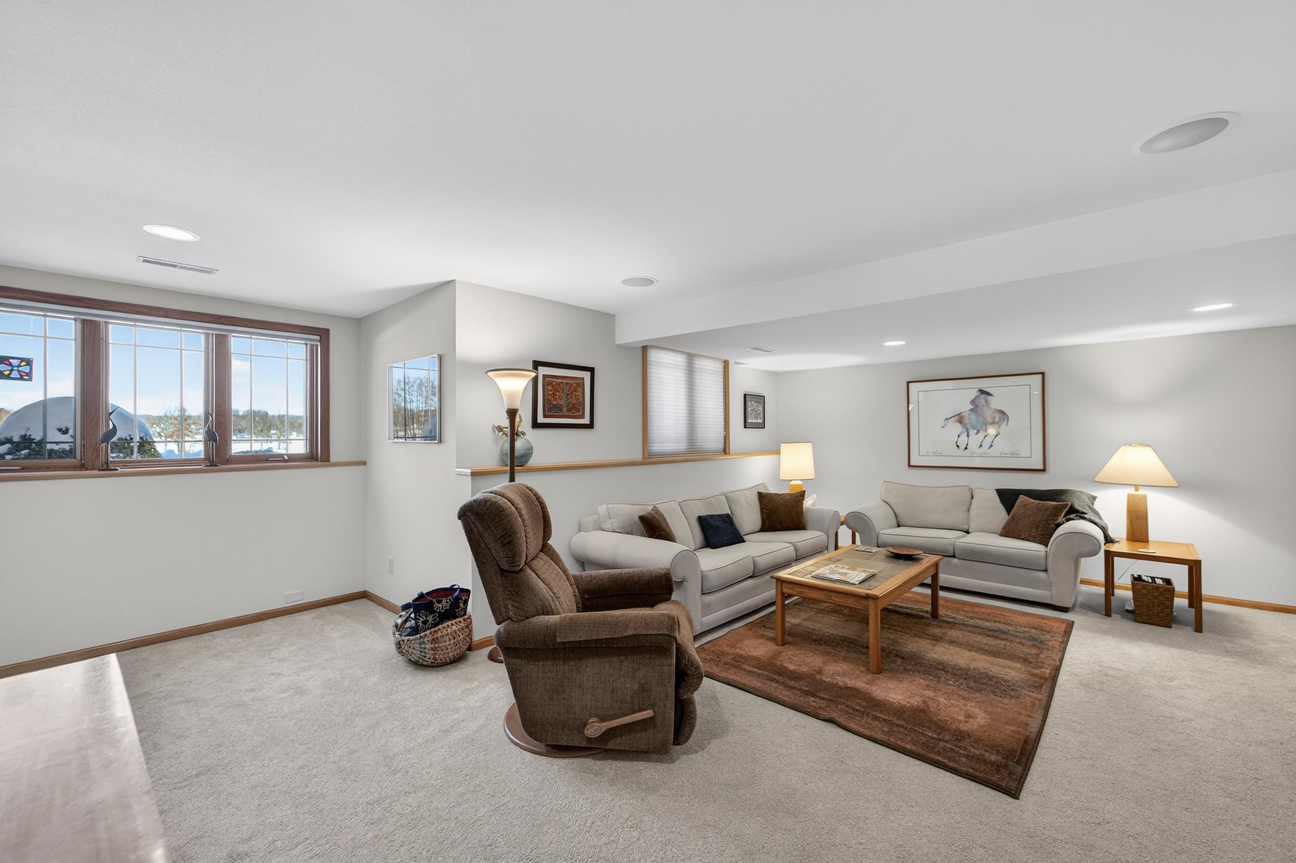 13 Wood Brook Way